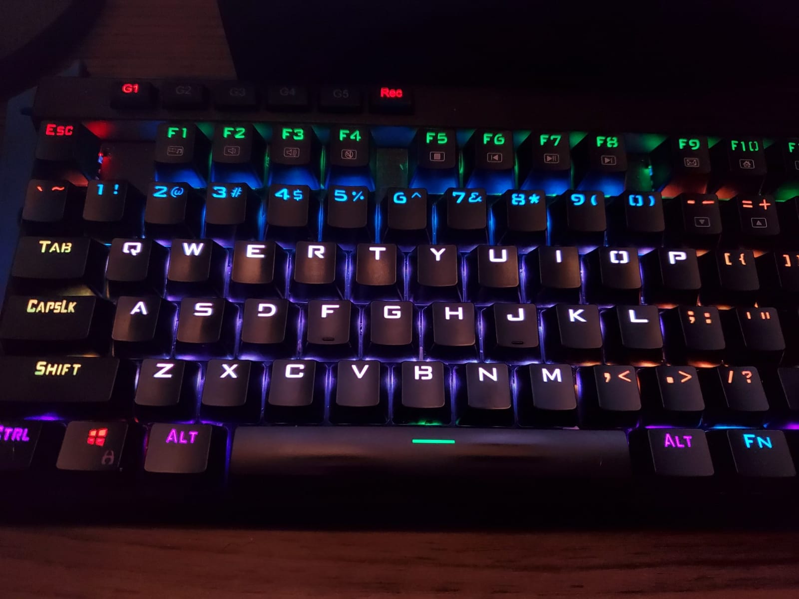 Redragon K580 Wired RGB Mechanical Gaming Keyboard, Macro Key & Media Wheel, 5 On-Board Keybinding Buttons for MMO MOBA Games, Classic Tactile Blue Switch customer photo 2