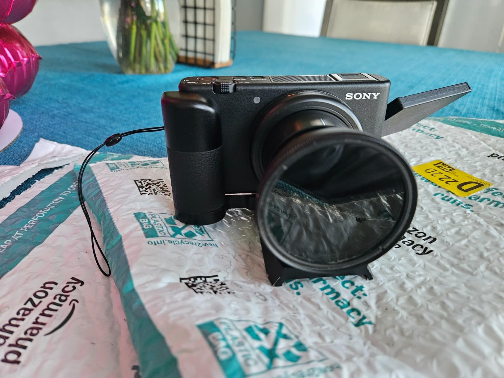 JJC Dedicated Metal Filter Adapter Lens Adapter for Sony ZV-1II RX100VII | with 52mm Snap-On Lens Cap and Cap Keeper String, for ZV-1II RX100 VII VI RX100M7 G5X Mark II, Install 52mm UV CPL ND Filter customer photo 1