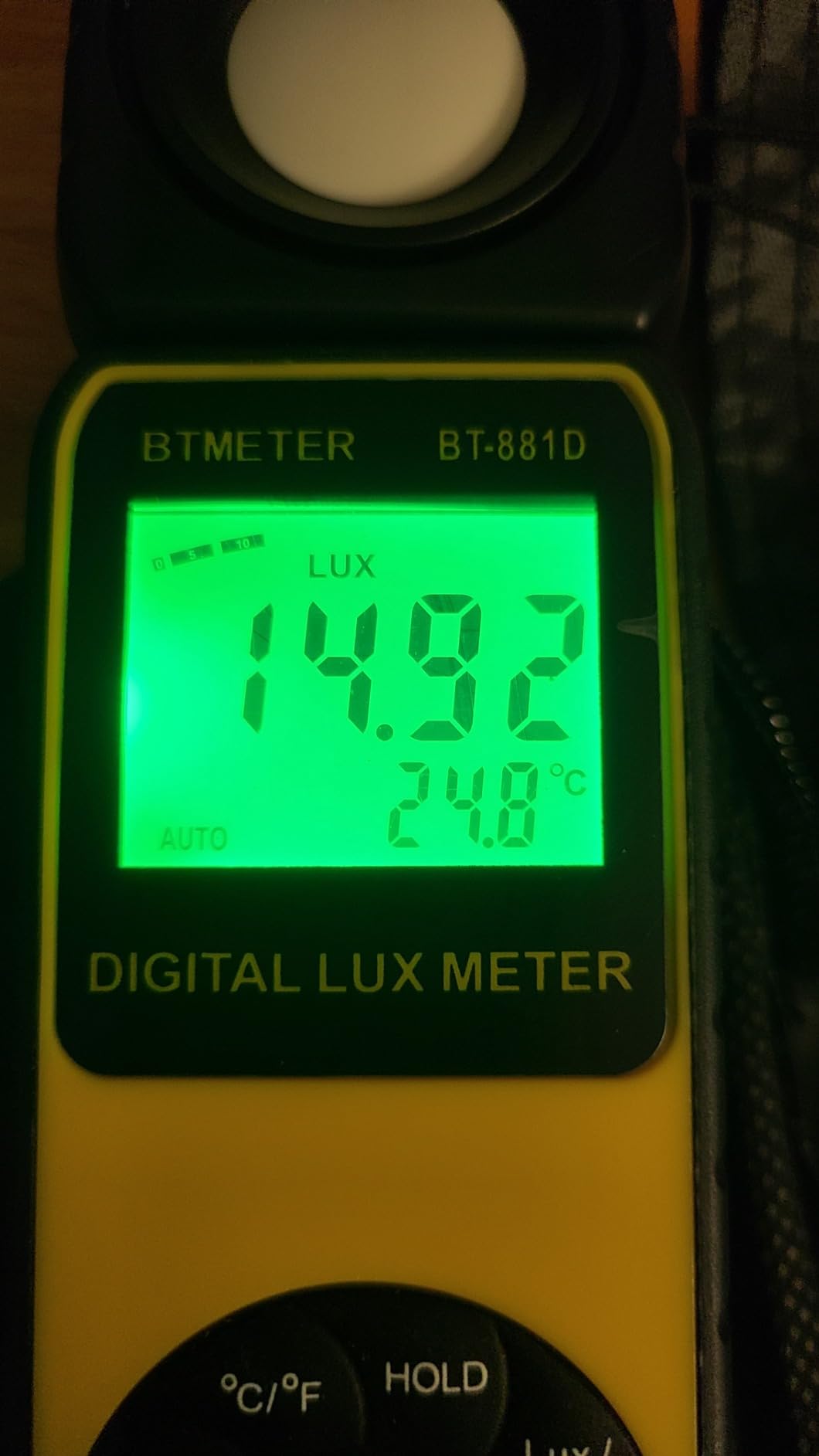 BTMETER BT-881D Digital Illuminance Light Meter, Measure Lights 0.01~400,000 Lux (0.01~40,000 FC) Foot Candles Luxmeter with 270° Rotated Sensor for Plants LED Lights Indoor Outdoor Light Tester customer photo 2