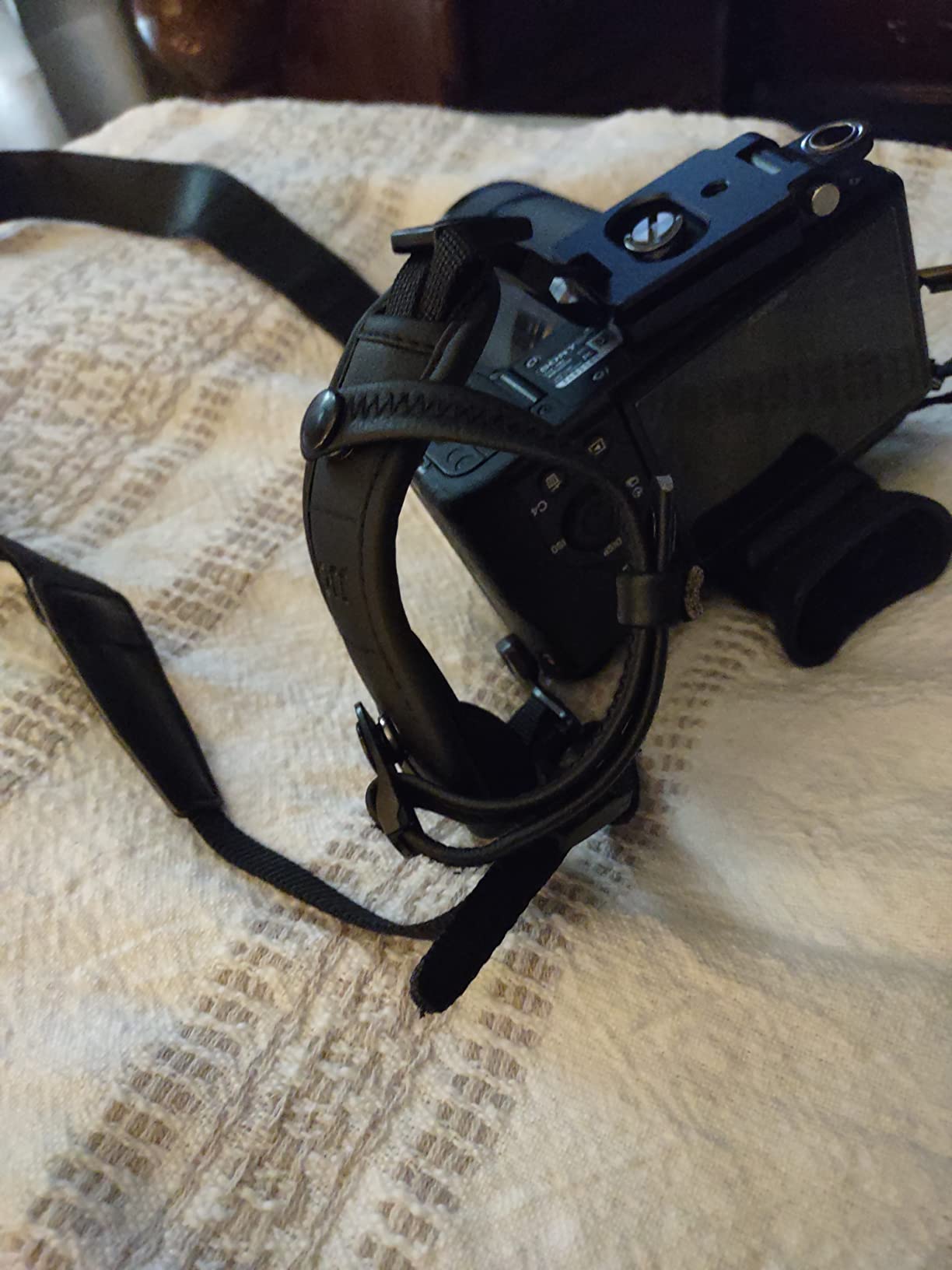 JJC Deluxe Mirrorless Camera Hand Grip Strap for Sony A7 Series customer photo 2