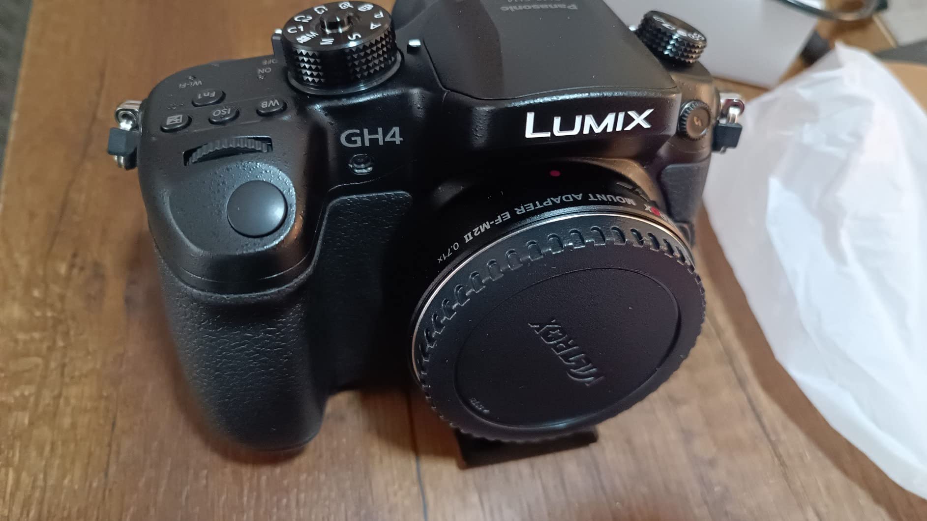 Viltrox EF-M2II 0.71x Speed Booster AF Adapter, EF to Micro Four Thirds (M4/3) for BMPCC 4K, GH5, GH6, OM-1 customer photo 2