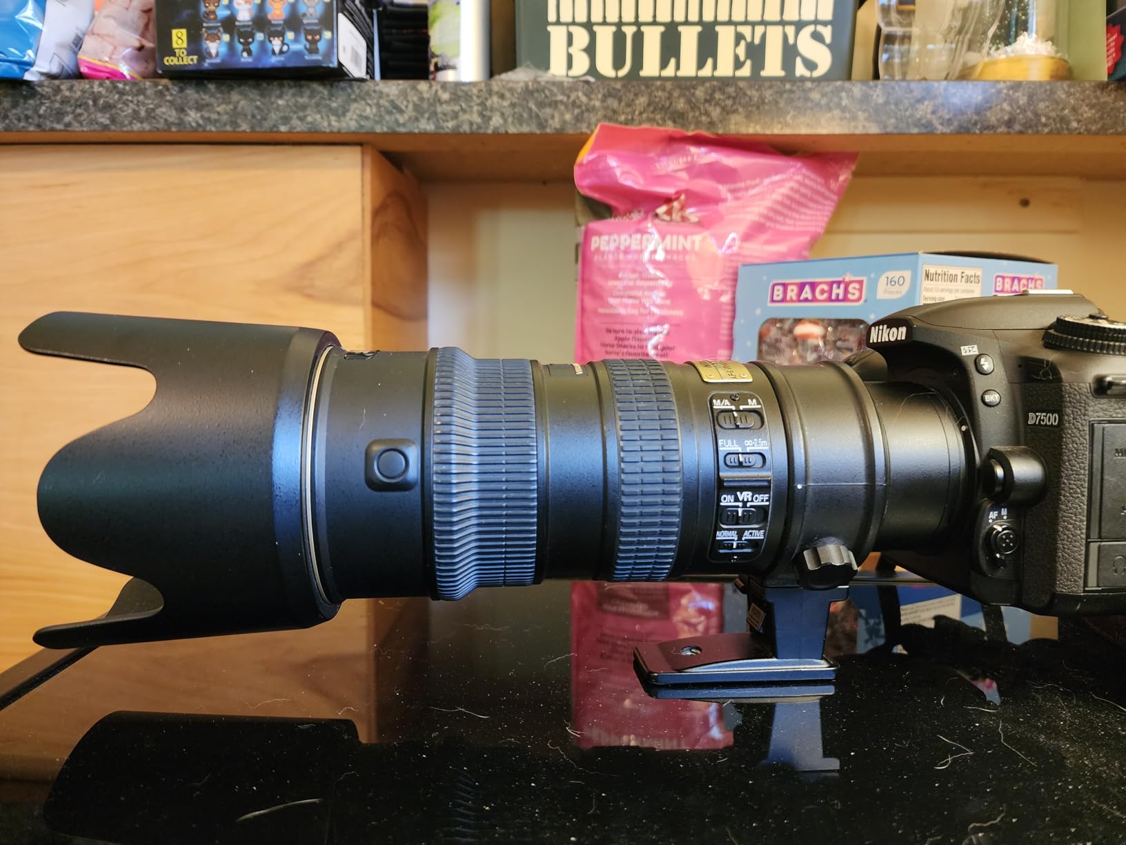 Nikon 70-200mm f/2.8G ED-IF AF-S VR Zoom Nikkor Lens for Nikon Digital SLR Cameras - White Box (New) (Renewed) customer photo 1