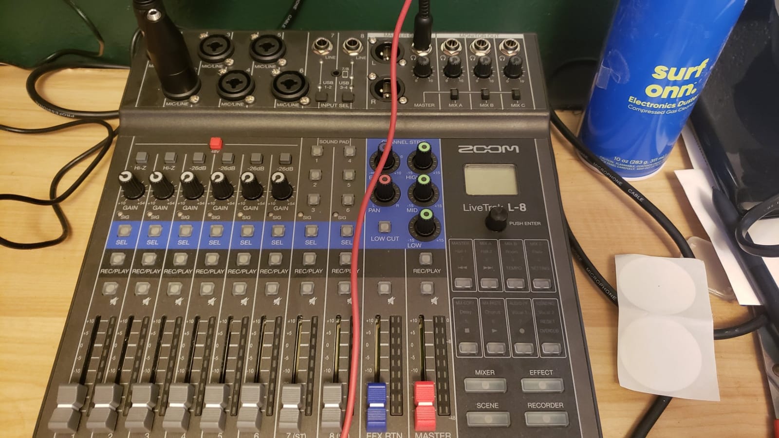Zoom LiveTrak L-8 Battery Powered Mixer/Recorder for Musicians & Podcasters | 6 Combo + 2 Stereo Inputs, 4 Headphone Outputs, Sound Pads, Phone Input, USB Audio Interface customer photo 1