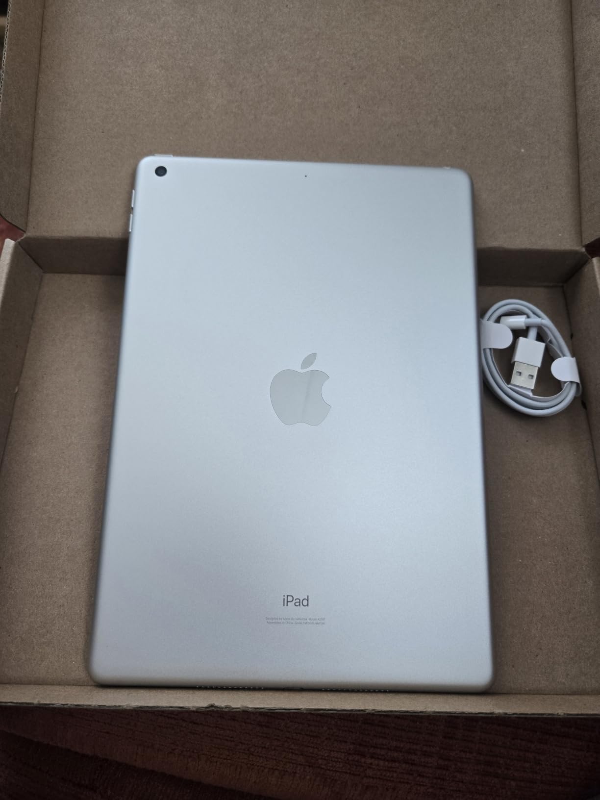 Apple iPad, 10.2-Inch, Wi-Fi, 32GB, Space Gray (Renewed) customer photo 2