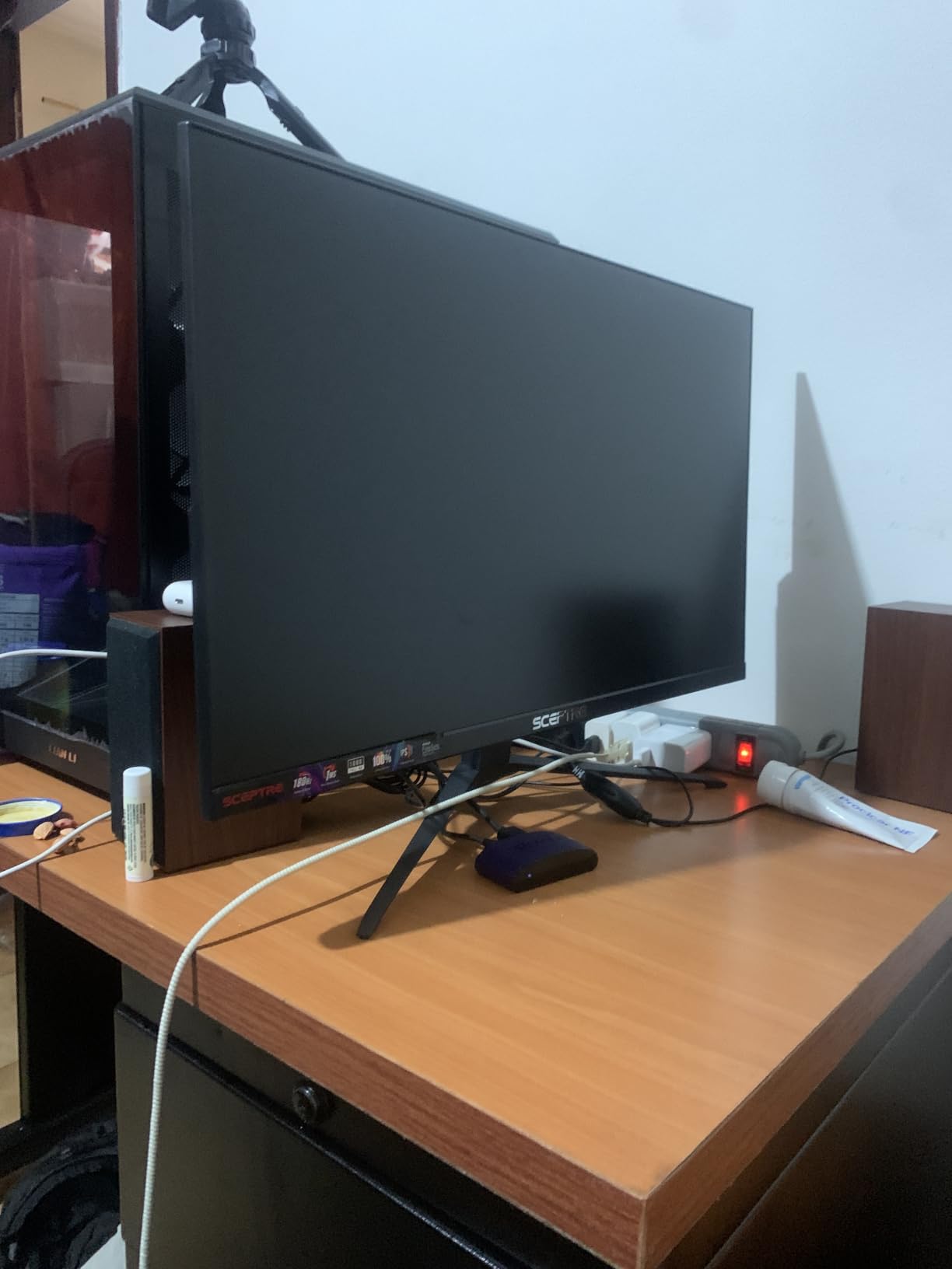 Sceptre IPS 24 Gaming Monitor 165Hz 144Hz Full HD (1920 x 1080) FreeSync Eye Care FPS RTS DisplayPort HDMI Build-in Speakers, Machine Black 2020 (E248B-FPT168) customer photo 1