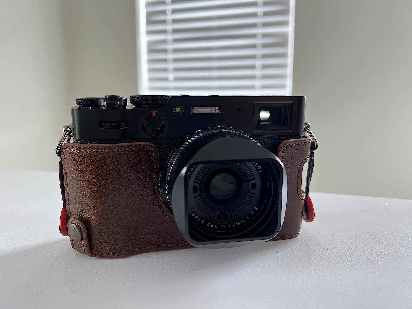 MegaGear MG1895 Ever Ready Genuine Leather Camera Half Case Compatible with Fujifilm X100V - Brown customer photo 1