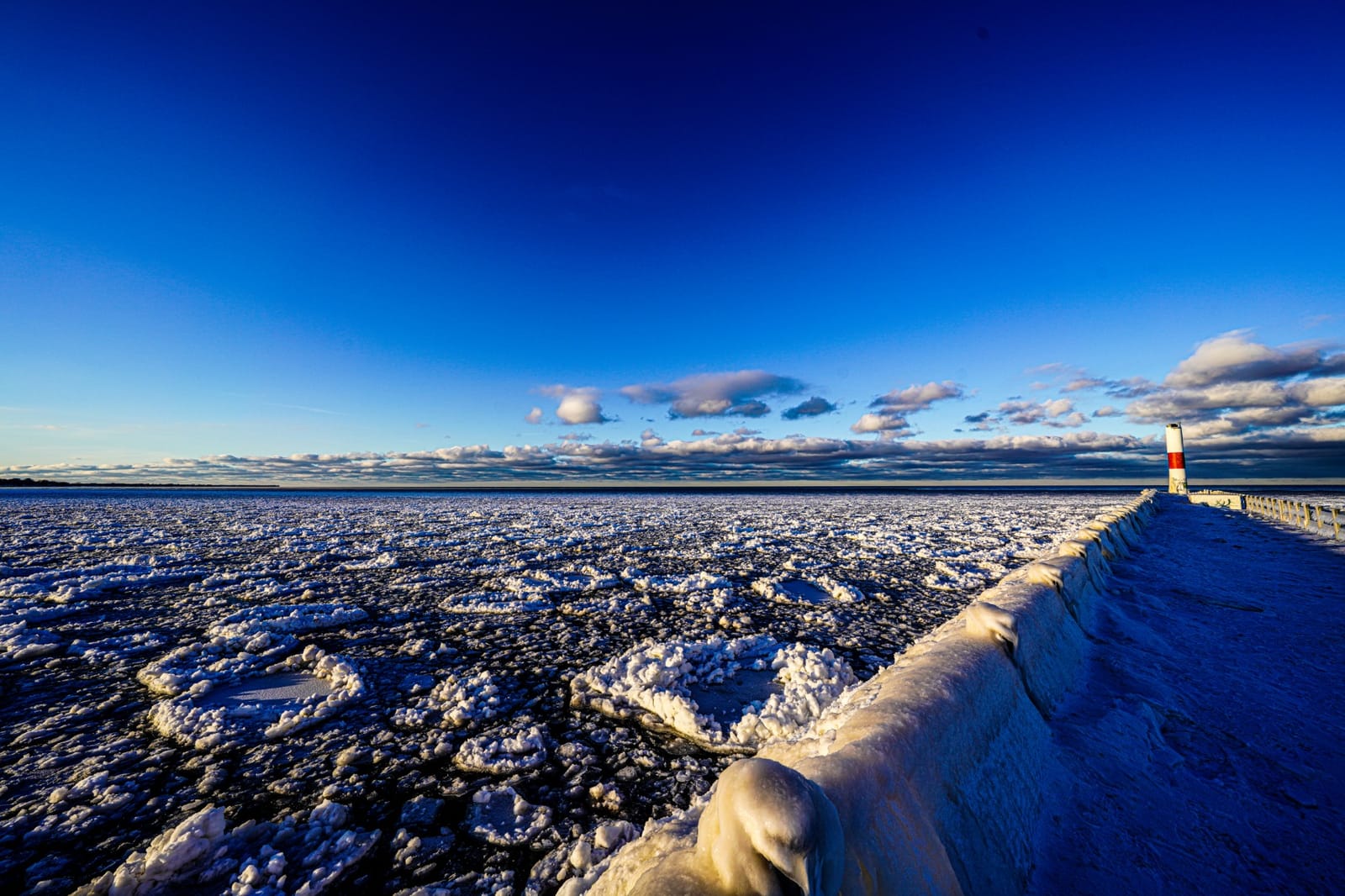 Sony FE 12-24mm F2.8 GM Full-Frame Ultra-Wide Zoom Lens (SEL1224GM), Spectacular Resolution, The fast f/2.8 captures breathtaking customer photo 1