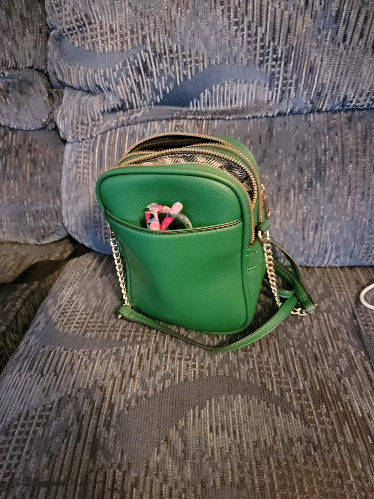 FashionPuzzle Multi Pocket PU Leather Casual Medium Crossbody Bag with Adjustable Strap customer photo 1