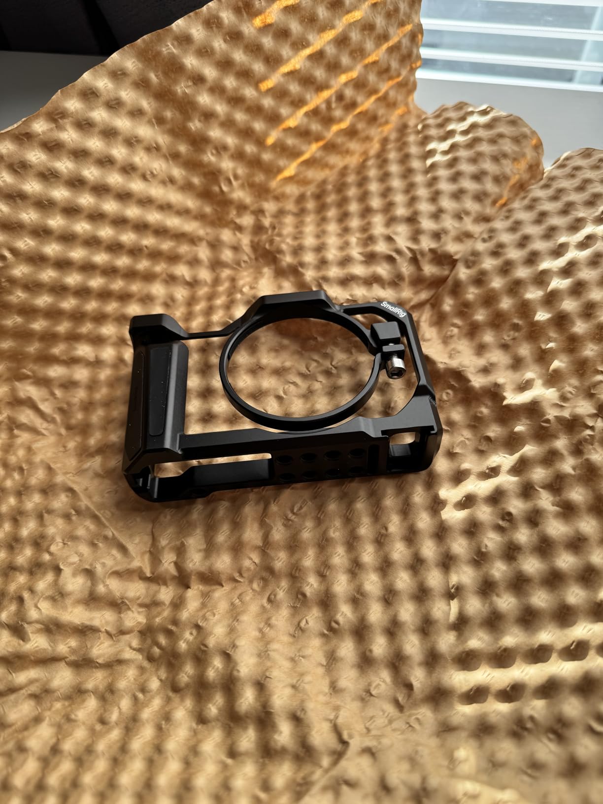 SMALLRIG Camera Cage for Sony ZV-1 II/ZV-1F/ZV-1 | with Silicone Grip and Cold Shoe Mount customer photo 1