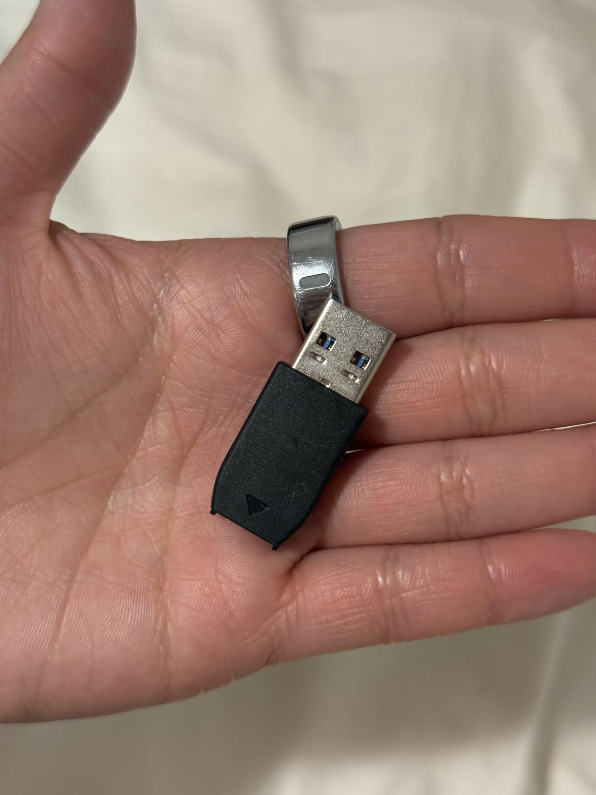 SANDISK 2TB Extreme Portable SSD (Old Model) - Up to 1050MB/s, USB-C, USB 3.2 Gen 2, IP65 Water and Dust Resistance, Updated Firmware - External Solid State Drive - SDSSDE61-2T00-G25 customer photo 2