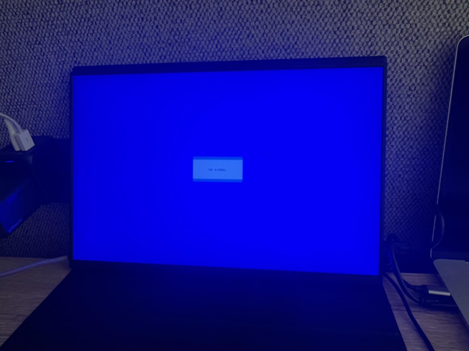 UPERFECT True 4K Portable Monitor QLED, 15.6