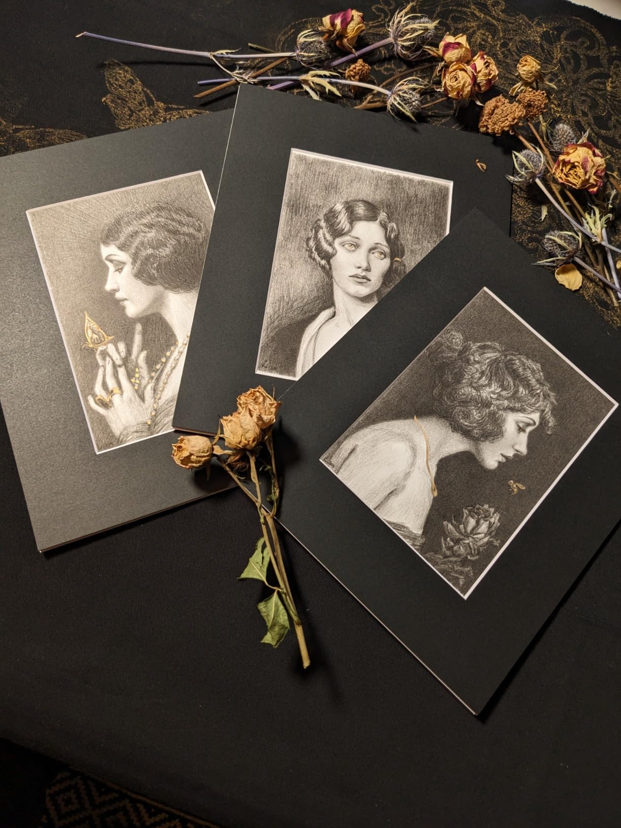 25 Pack Acid Free 11x14 Black Picture Mat Board Show Kit for 8x10 Photo | 4-Ply Beveled Pre-Cut Photo Mats with Backing Board and Plastic Clear Bags customer photo 1