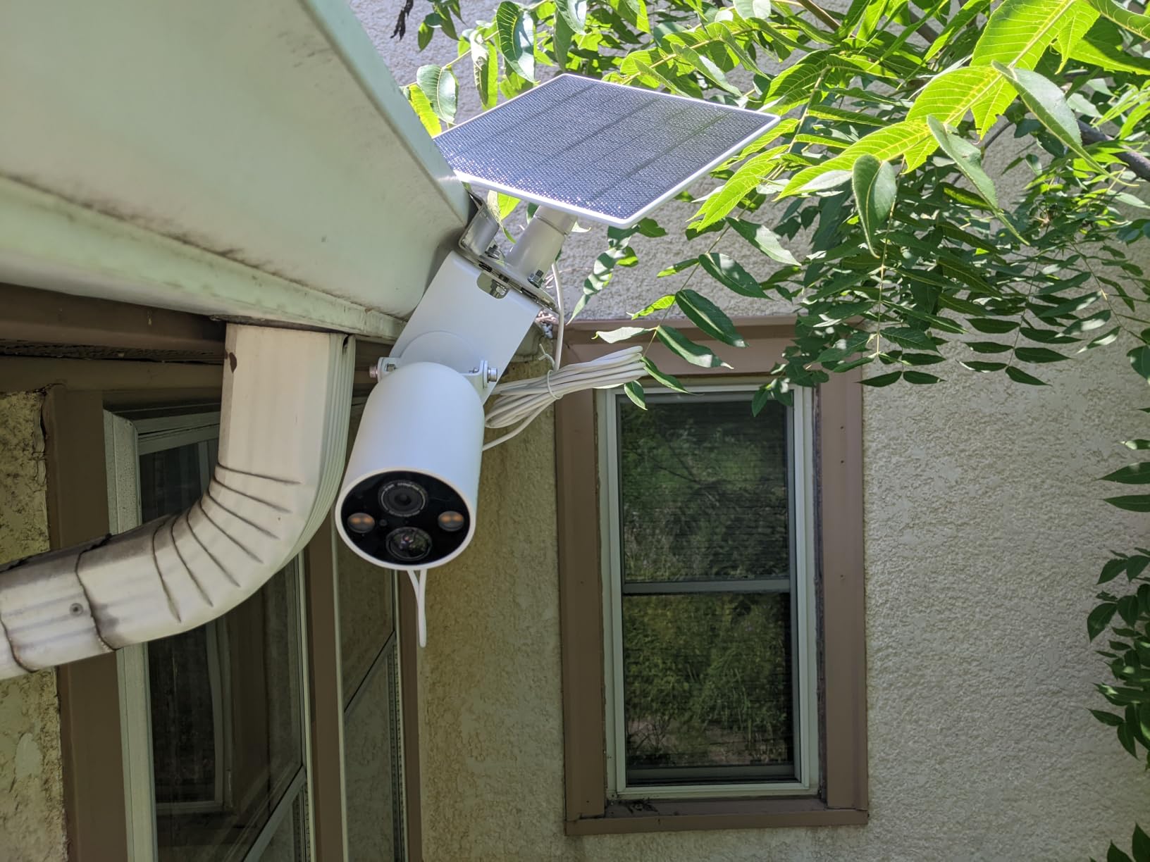 5W Solar Panel for Security Camera Outdoor, 5V USB Solar Panel Charger Compatible with Rechargeable Battery Powered Cam, IP65 Waterproof, 9.8ft Cable, 360 Adjustable Bracket customer photo 1