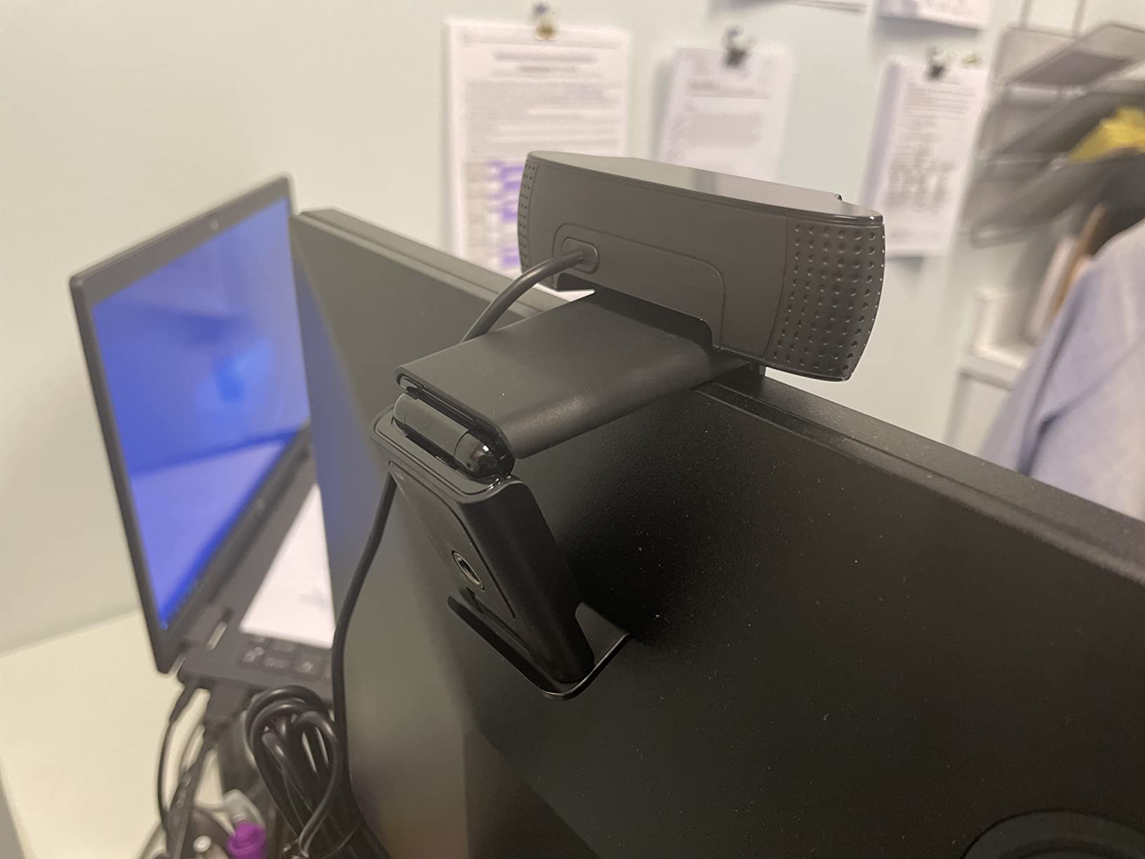 Logitech C920e HD 1080p Mic Enabled Webcam Certified Zoom Microsoft Teams customer photo 1