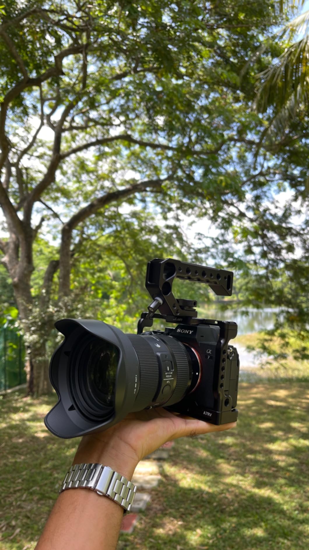 Hersmay A7III Cage with Top Handle, Camera Cage for Sony A7III / A7RIII /A9 /A7II Mirrorless Camera, Multiple 1/4
