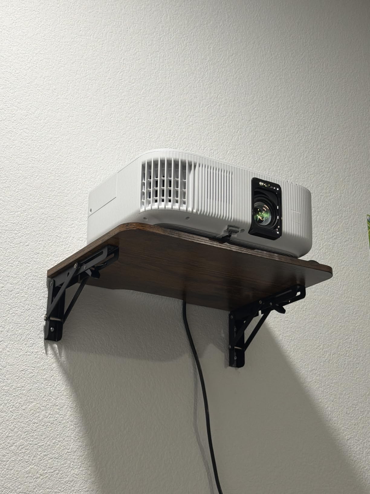 Epson Home Cinema 2350 4K PRO-UHD Smart Streaming Projector with Android TV | 3-Chip 3LCD 2800 Lumens Color and White Brightness HDR10 HLG Low Latency 10 W Speaker Bluetooth Home Theater customer photo 1