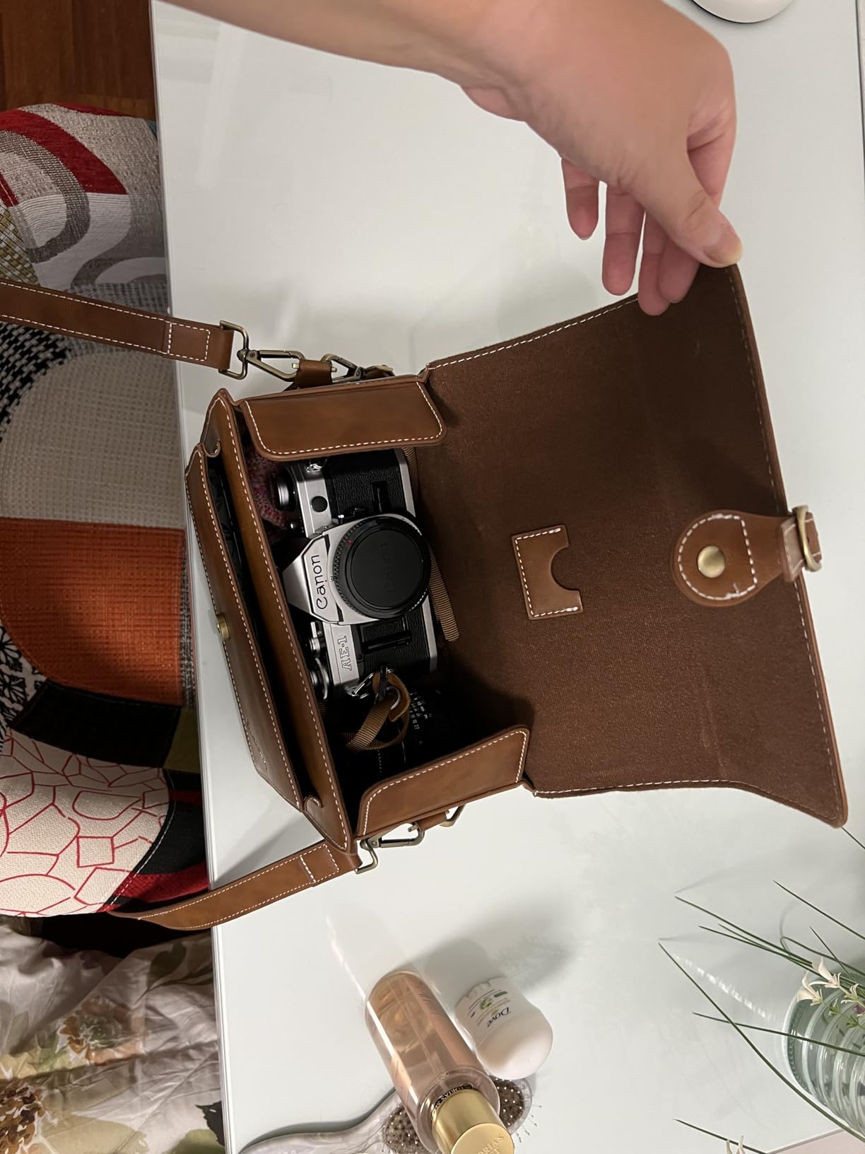 Cwatcun Retro Camera Sling Bag, Compact Crossbody Case for DSLR/Mirrorless | PU leather, 10mm padding, adj strap, detachable, front/back/hidden pockets customer photo 1