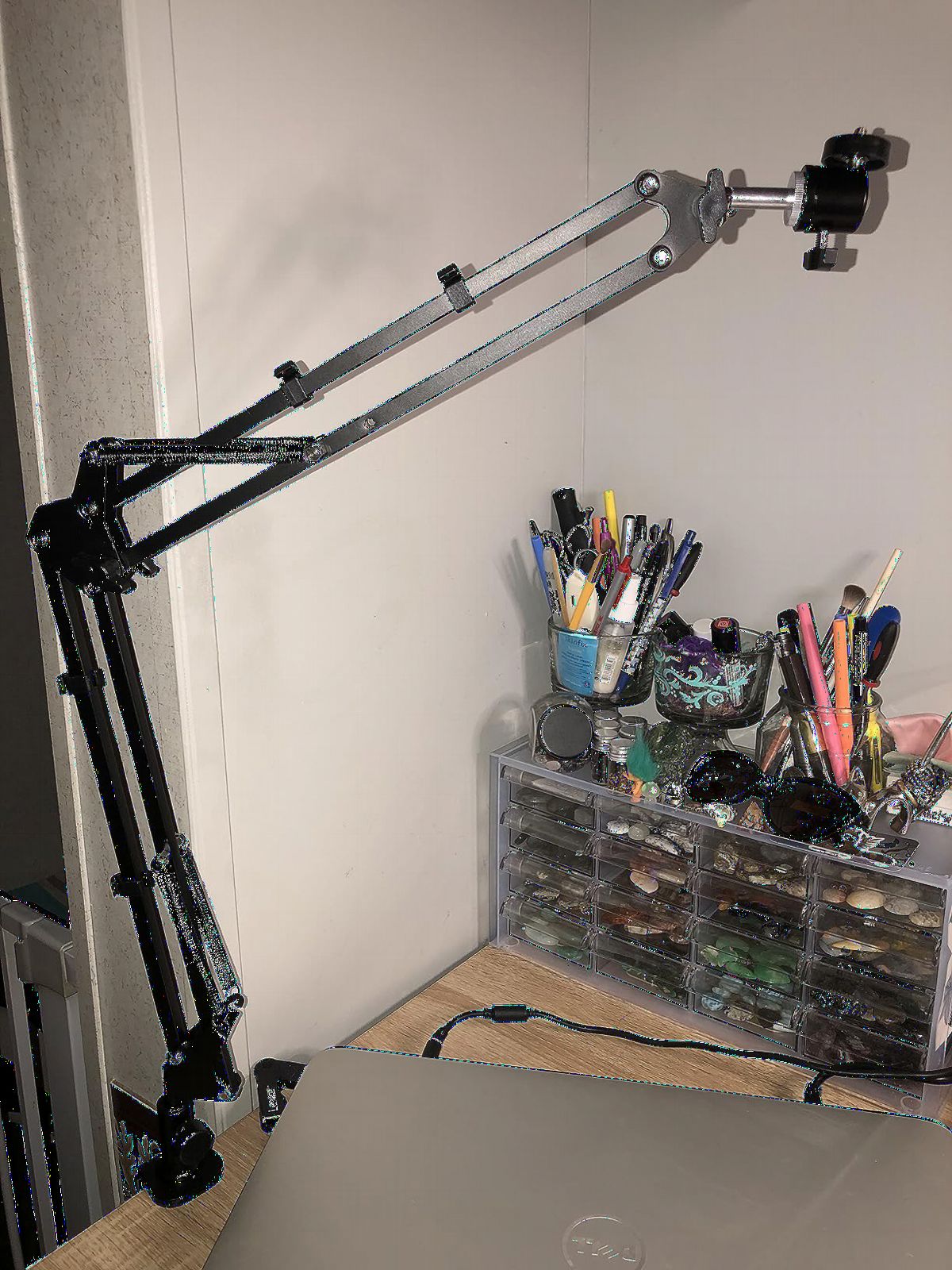 Overhead Camera Mount, Desk Camera Mount with Articulating Arm, 5lb Load Capacity, 360 Degree Adjustable Stand for Phone/DSLR/Webcam, C-Clamp Tabletop Mount for Video Recording, YouTube, Live Streaming customer photo 1