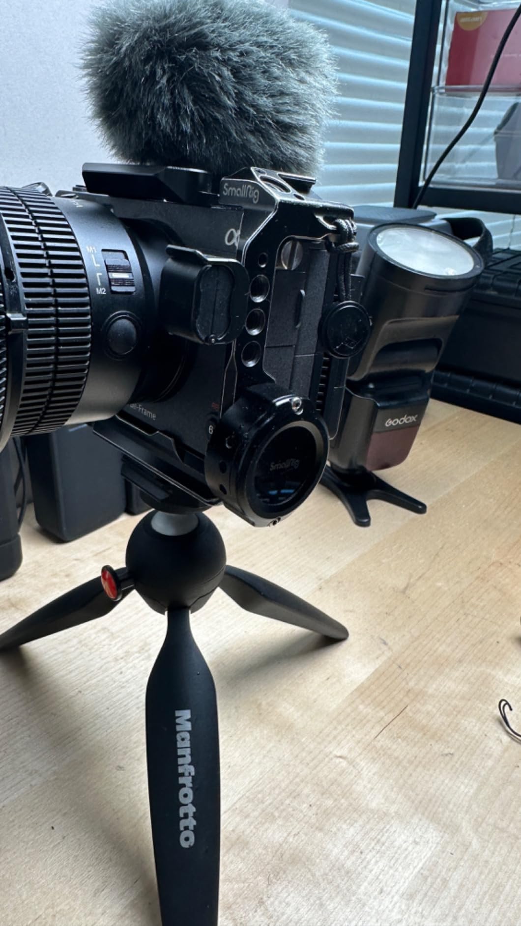 SMALLRIG Cage for AirTag with Dual 1/4