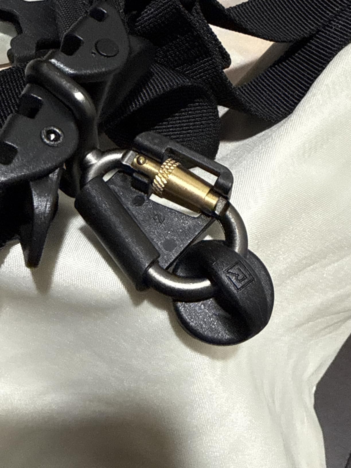 BLACKRAPID BLACKLINE I Right - Best Camera Strap for DSLR, SLR and Mirrorless Cameras customer photo 2