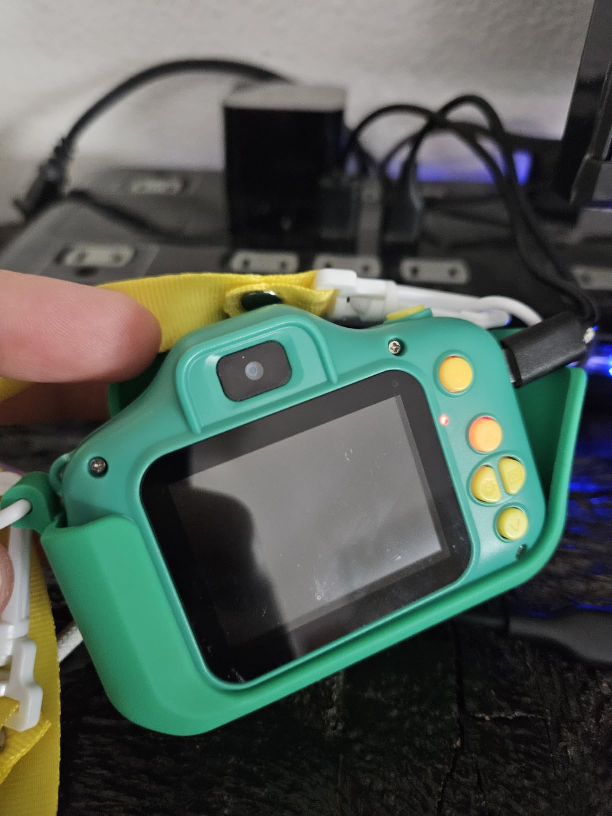 Kids Camera, Dinosaur Toddler Digital Camera for Ages 3-12 Boys Girls Childrens, Christmas Birthday Gifts, Selfie 1080P HD Video Camera - Green Dinosaur customer photo 1