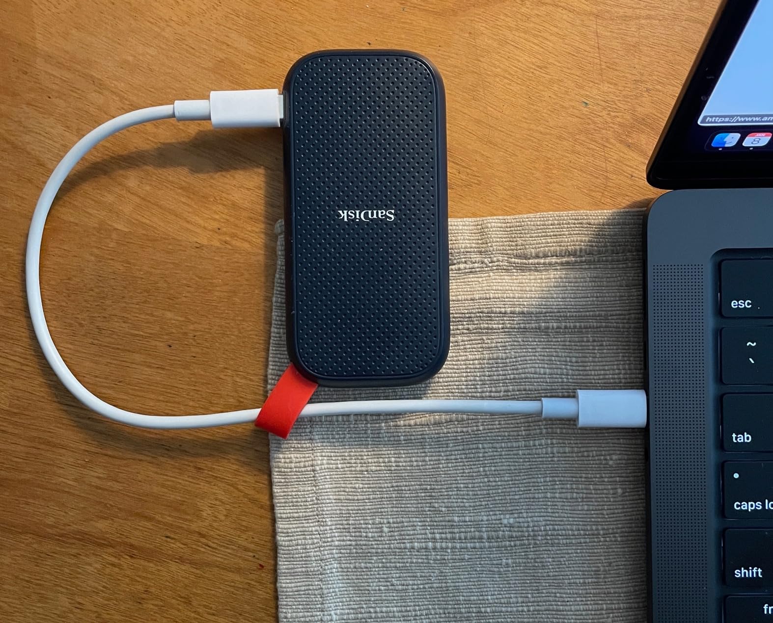 SANDISK 1TB Portable SSD - Up to 800MB/s, USB-C, USB 3.2 Gen 2, Updated Firmware - External Solid State Drive - SDSSDE30-1T00-G26 customer photo 1