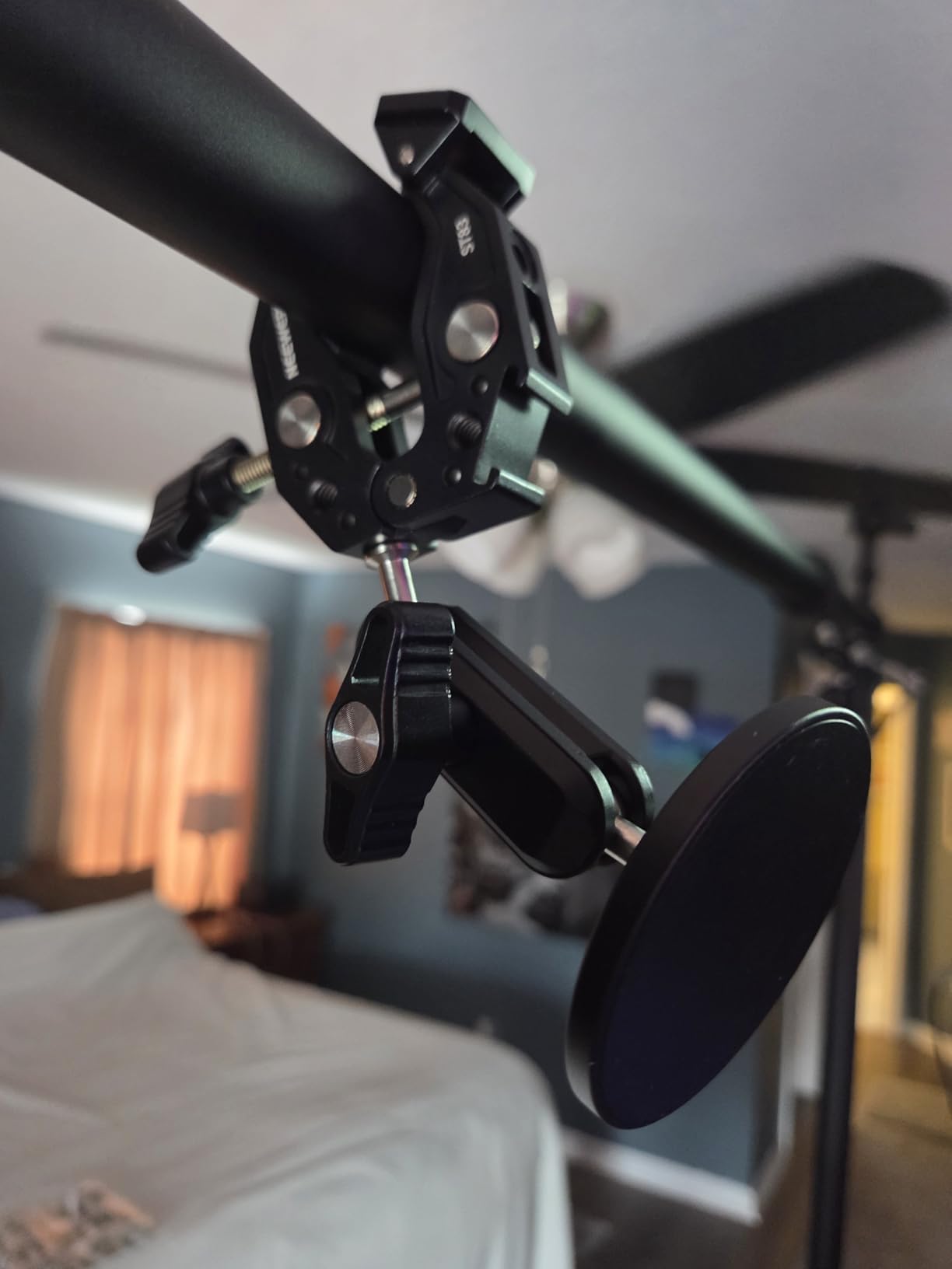 NEEWER Super Clamp with 3