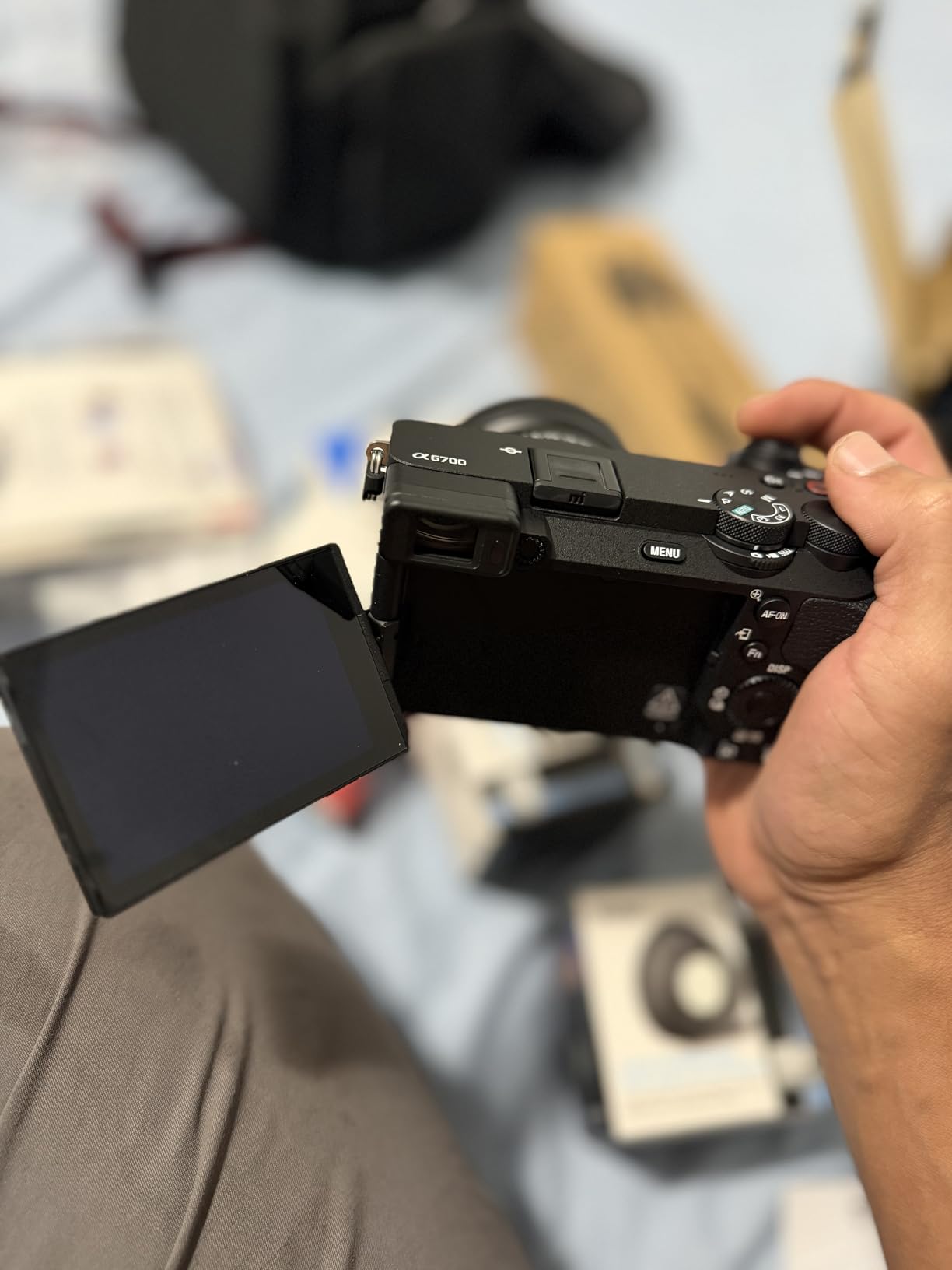 Sony a6700 Mirrorless Camera with 16-50mm Lens, 128GB Extreme Speed Memory, .43 Wide Angle & 2X Lenses, Case, Tripod, Filters, Hood, Grip, Spare Battery & Charger, Editing Software Kit - Deluxe Bundle customer photo 2