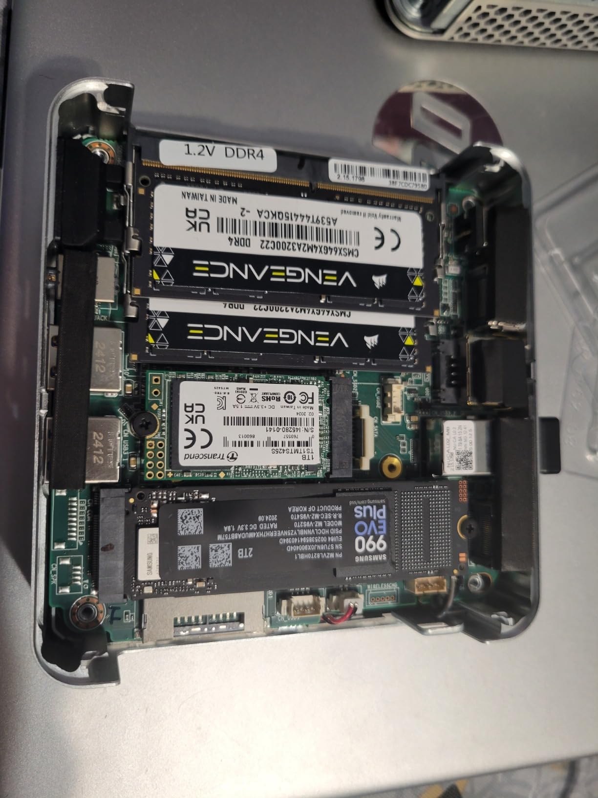 GEEKOM Gaming | Video Editing XT12 Pro Mini PC with Intel i9-12900H | NUC12 Mini Computers (Beats 1280P) 32GB RAM & 1TB SSD Mini PC, 8K/Quad Display/USB4.0/Multitasking Office Work customer photo 1