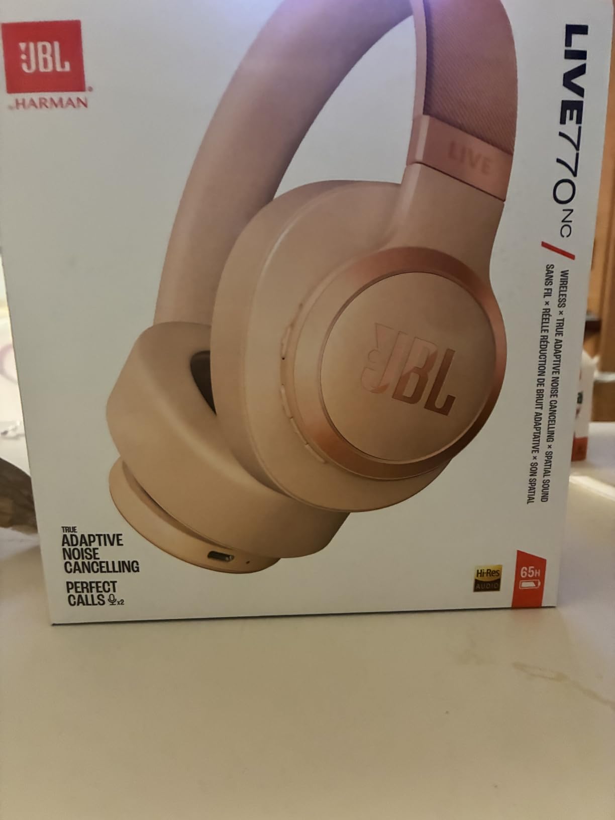 JBL Live 770NC - Wireless Over-Ear Headphones with True Adaptive Noise Cancelling with Smart Ambient, Up to 65 Hours of Battery Life, Comfort-fit Fabric Headband & Carrying Pouch (Black) customer photo 2