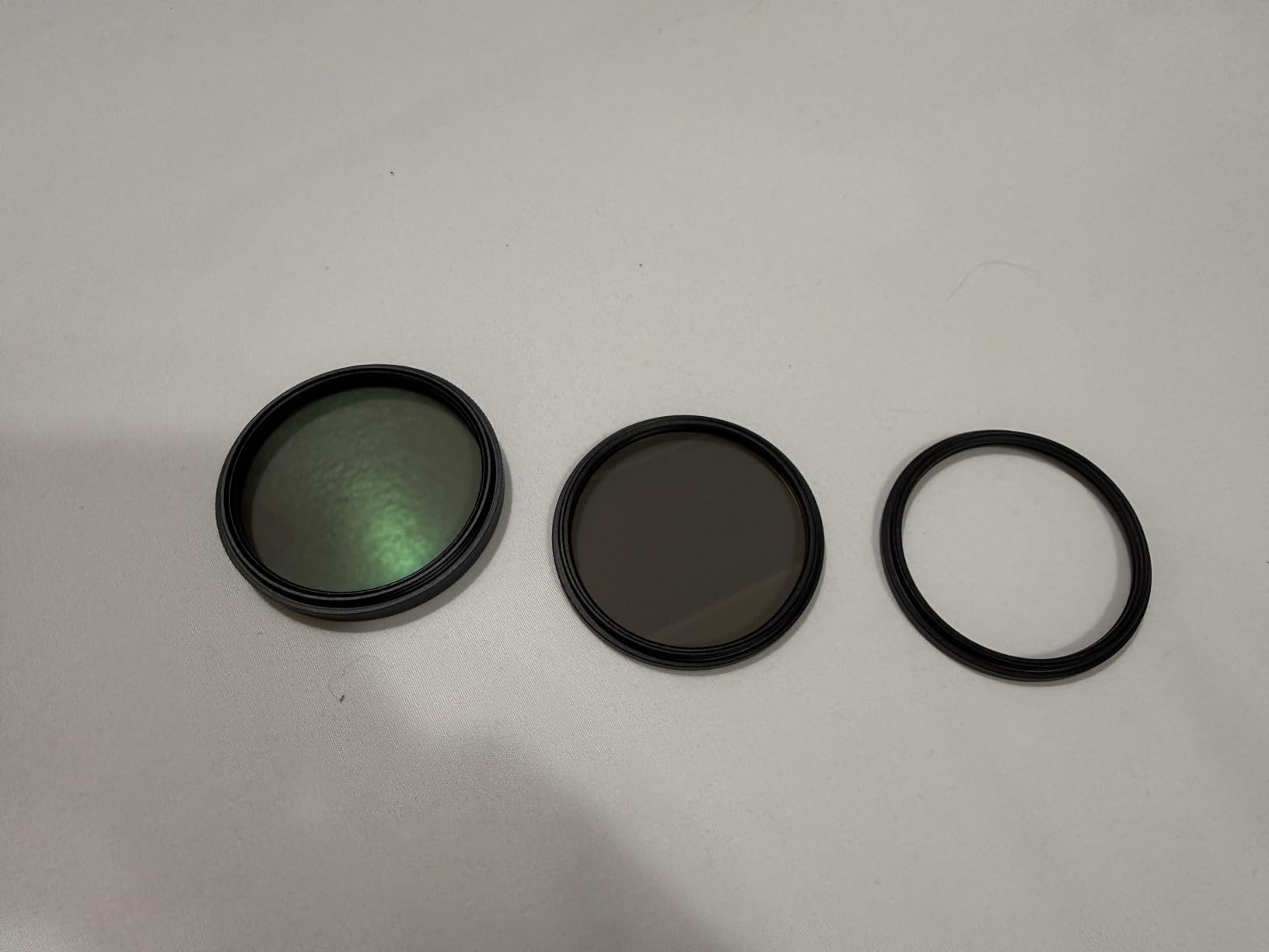 NEEWER 77mm UV/CPL/ND Lens Filter Kit with Hard Shell Storage Case, Multicoated Optical Glass & Aluminum Alloy Frame, UV + Circular Polarizer (CPL) + Neutral Density (ND4) Filter for 77mm Camera Lens customer photo 1