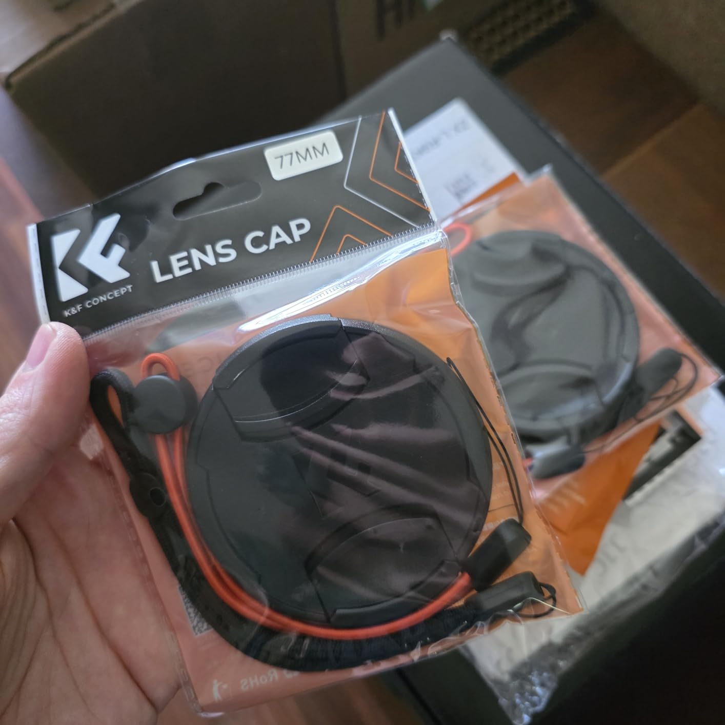 K&F CONCEPT 58mm Lens Cap Kit 5-in-1 Center Pinch Lens Cover for Rebel t7 | Anti-Loss Keeper + Microfiber Cleaning Cloth Compatible with Canon, Nikon, Sony, Fujifilm Camera Lenses with 58mm, PC03 customer photo 2