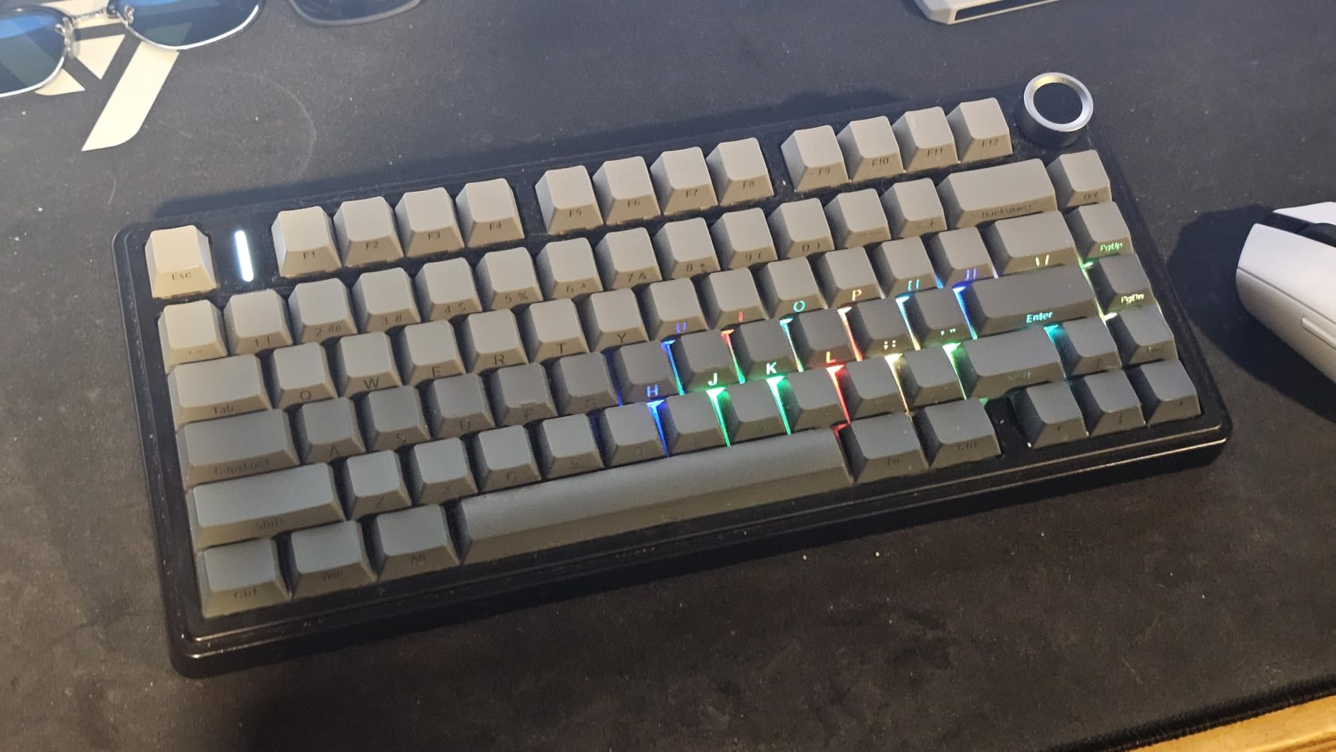 AULA F75 Pro Wireless Mechanical Keyboard, 75% Hot Swappable Custom Keyboard with Knob, RGB Backlit, Pre-lubed Reaper Switches, Side Printed PBT Keycaps, 2.4GHz/USB-C/BT5.0 Mechanical Gaming Keyboards customer photo 1