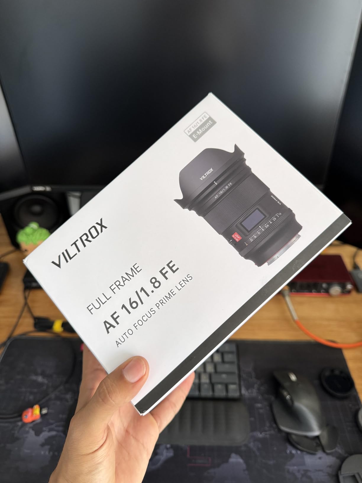 Viltrox AF 13mm F1.4 E Mount Lens, Large Aperture Ultra Wide Angle APS-C Prime Lens for Sony E-Mount customer photo 2