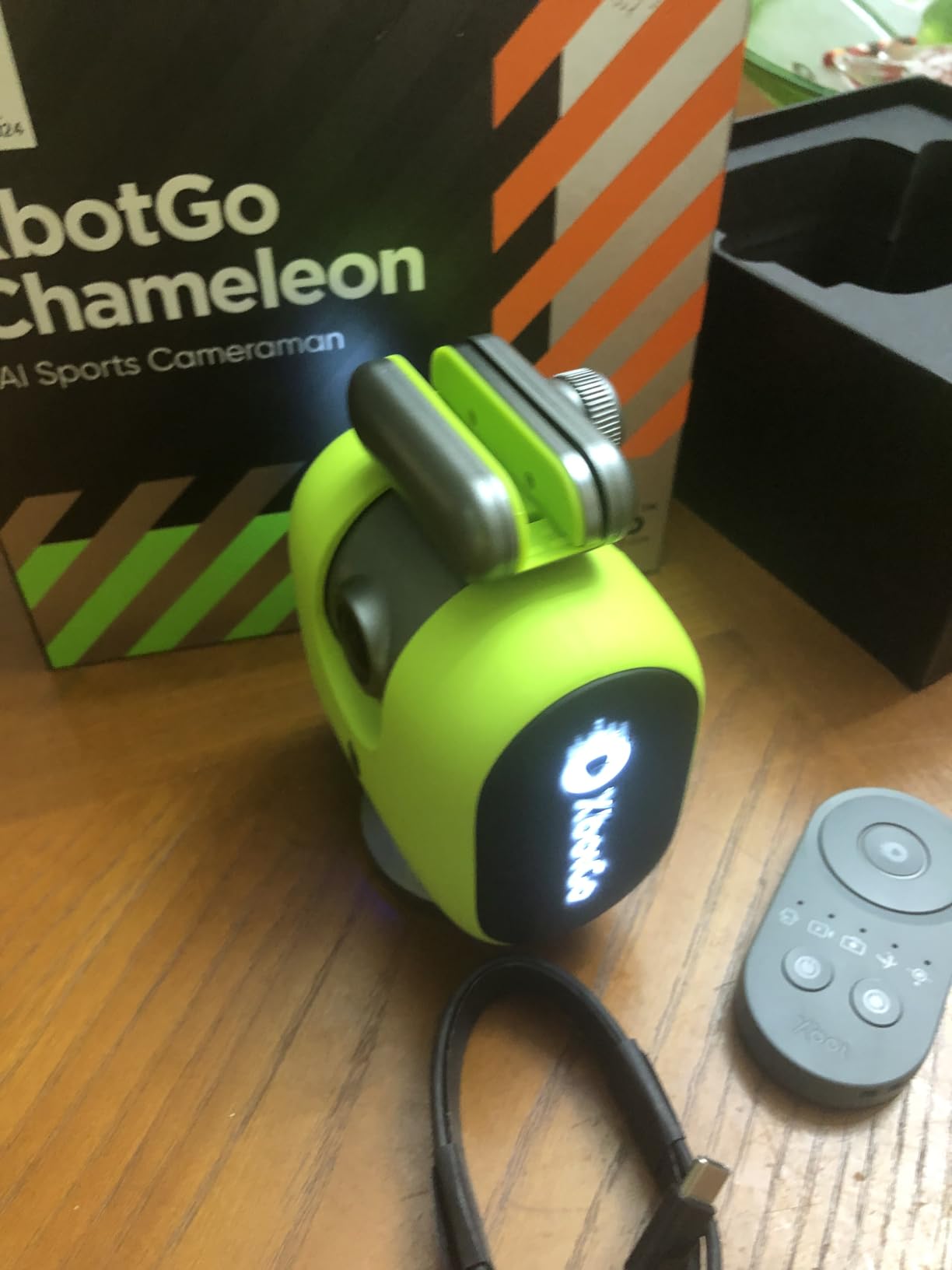 XbotGo Chameleon AI Auto Sports Action Camera - 4K 60FPS Soccer Camera and Basketball Tracking Camera for Team Sports, Live Streaming, No Subscription, Works with iOS & Android (Lemon Green) customer photo 2
