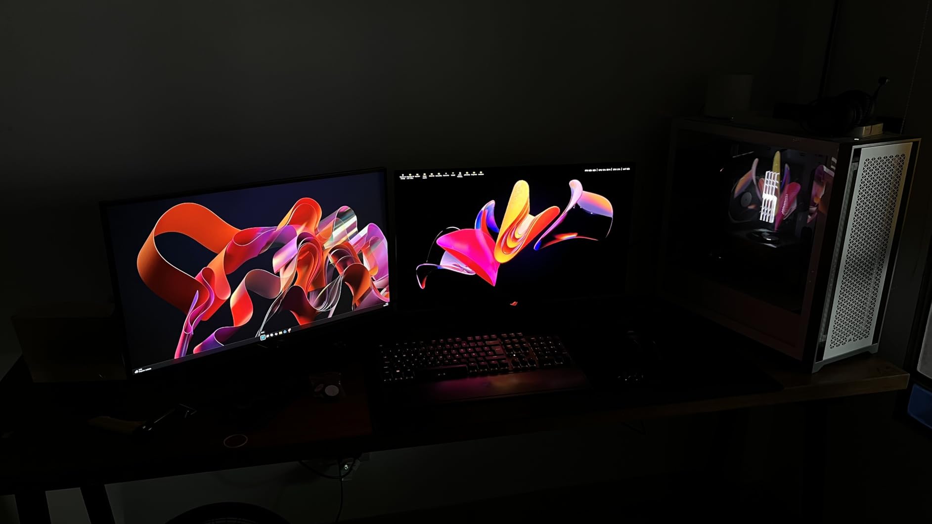 ASUS ROG XG27UCDMG 27 Inch 4K 240Hz Tandem QD-OLED G-SYNC Gaming Monitor | 0.03ms, OLED Care Pro, Neo Proximity Sensor, ELMB Sync, DisplayHDR 400, DCI-P3 99%, 10 bit color, for PS5 and Xbox customer photo 2