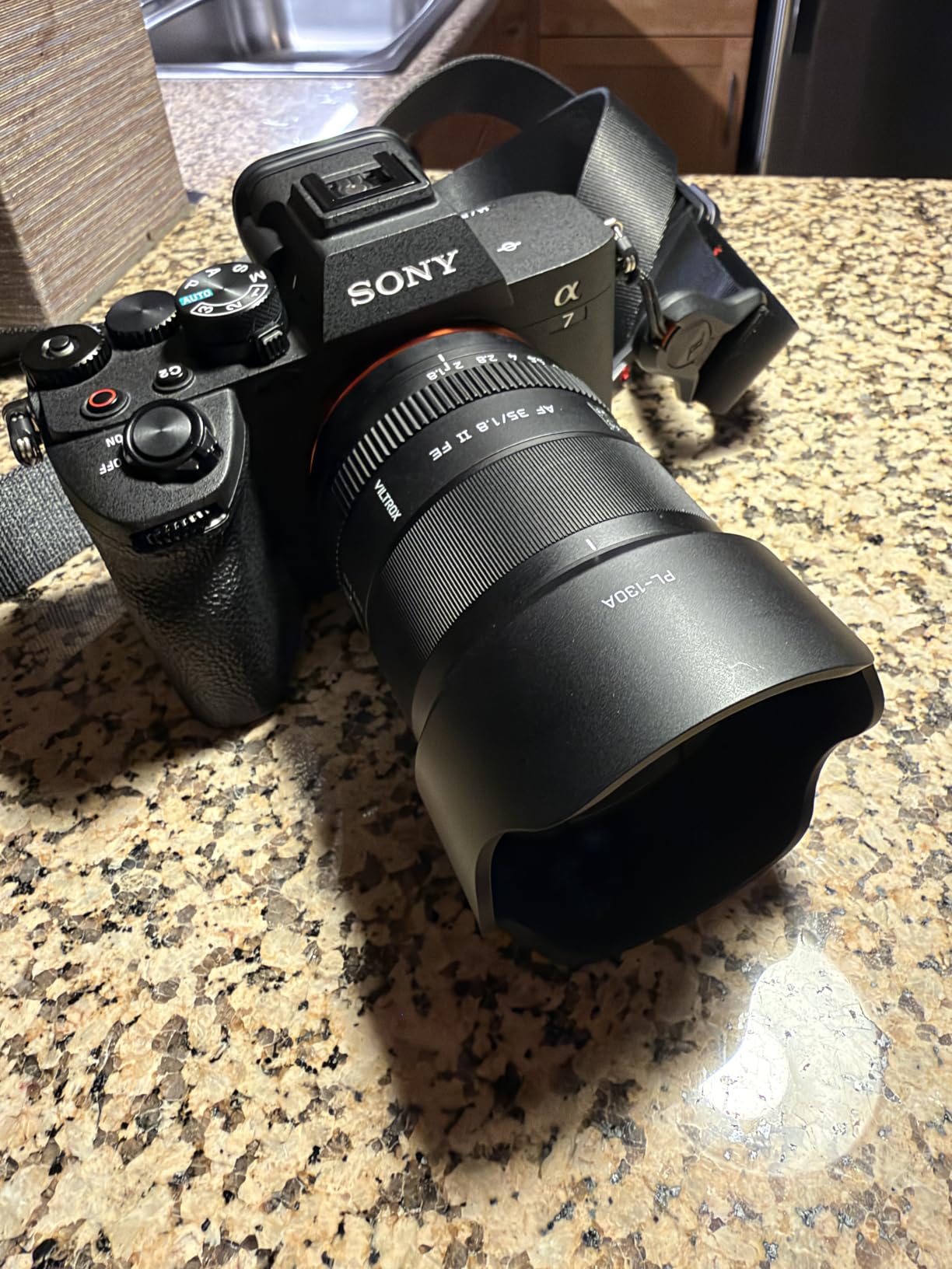 VILTROX 28mm F4.5 E-Mount Ultra-Thin Pancake Lens Auto Focus 28 mm f/4.5 FE Chips-Size Full Frame Wide Angle Lens for Sony a7 a7R a7S a7C a7RII a7SII a7SIII a7III a7RIII a7IV a7RIV a9 a9II customer photo 2