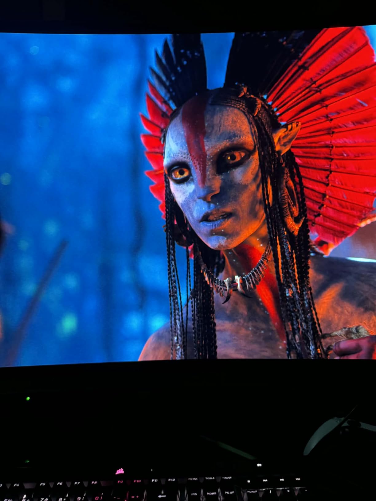 MSI MAG 321CUP QD-OLED, 32-Inch, 4K UHD, 3840x2160, OLED Monitor, 165Hz, 0.03ms, DisplayHDR True Black 400, G-SYNC Compatible, HDMI 2.1, DP 1.4a, USB C (15W PD), Tilt/Height Adjustable, Black customer photo 2