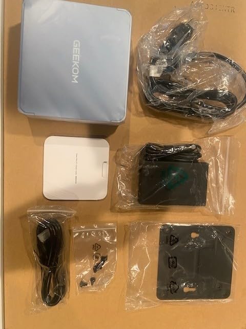 GEEKOM AX8 Max Silent Operation Mini PC Office/Multitasking/NAS, AMD Ryzen 7 8745HS |DDR5 16GB 1TB SSD|Windows 11 Pro |Radeon 780M, USB4.0(40Gbps), Dual 2.5GbE LAN |8K Quad Display, SD Card Slot customer photo 2