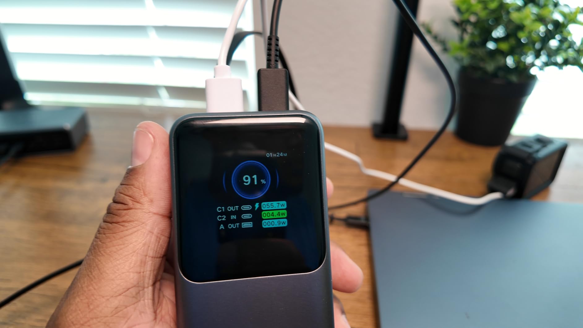 UGREEN Nexode 20000mAh 165W Power Bank for MacBook Pro 16, Built-in Cable | Built-in USB-C cable, 100W input recharge. 3-port Fast for MacBook, iPad Pro, Galaxy S26, Dell, HP customer photo 1