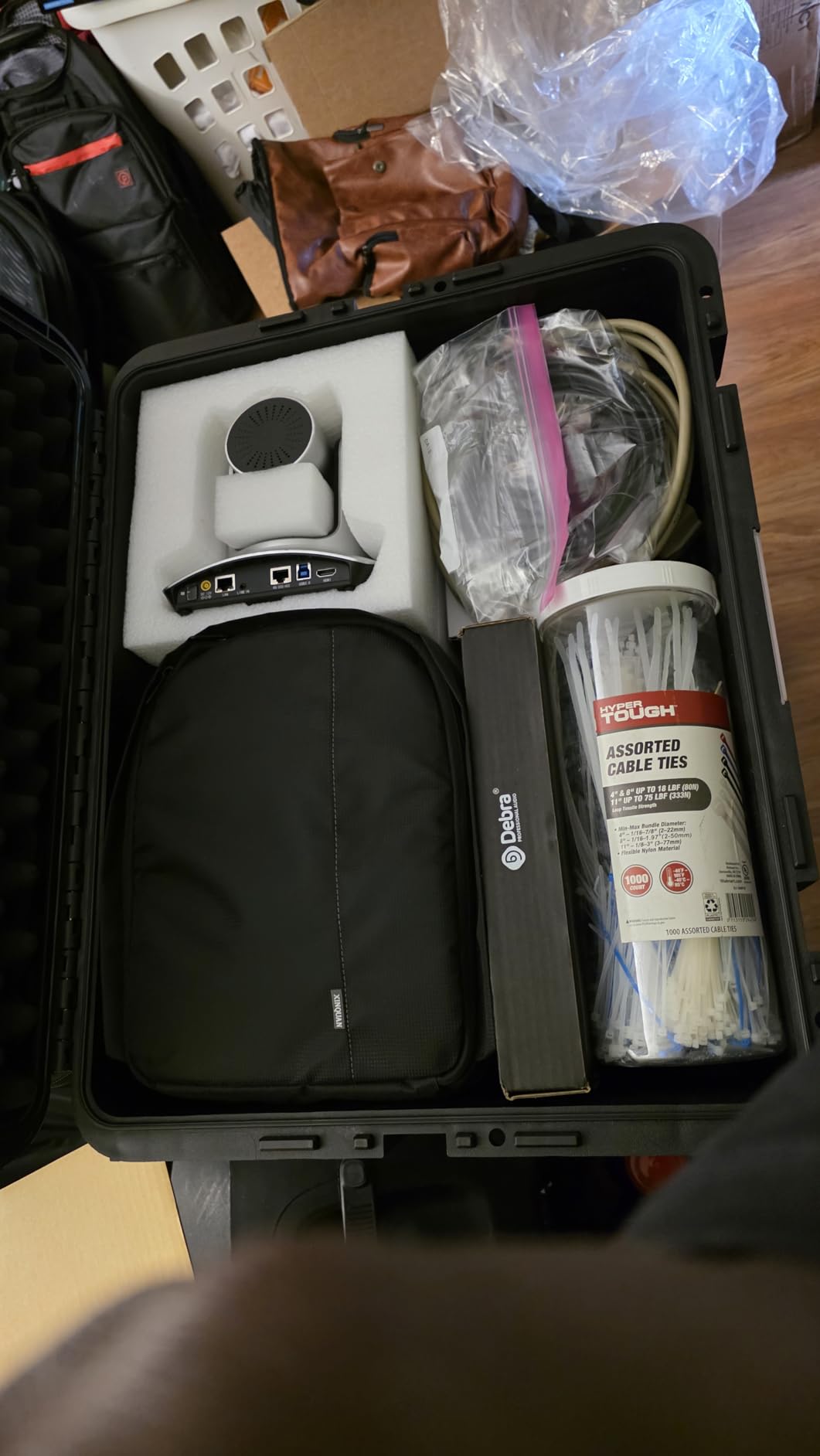 VEVOR Dry Box, Waterproof Hard Case with Pre-Cut Foam, 44 x 16 x 13.5inch, Double-layer Anti-theft Design, Retractable Pull Handles, IP67 Waterproof customer photo 2