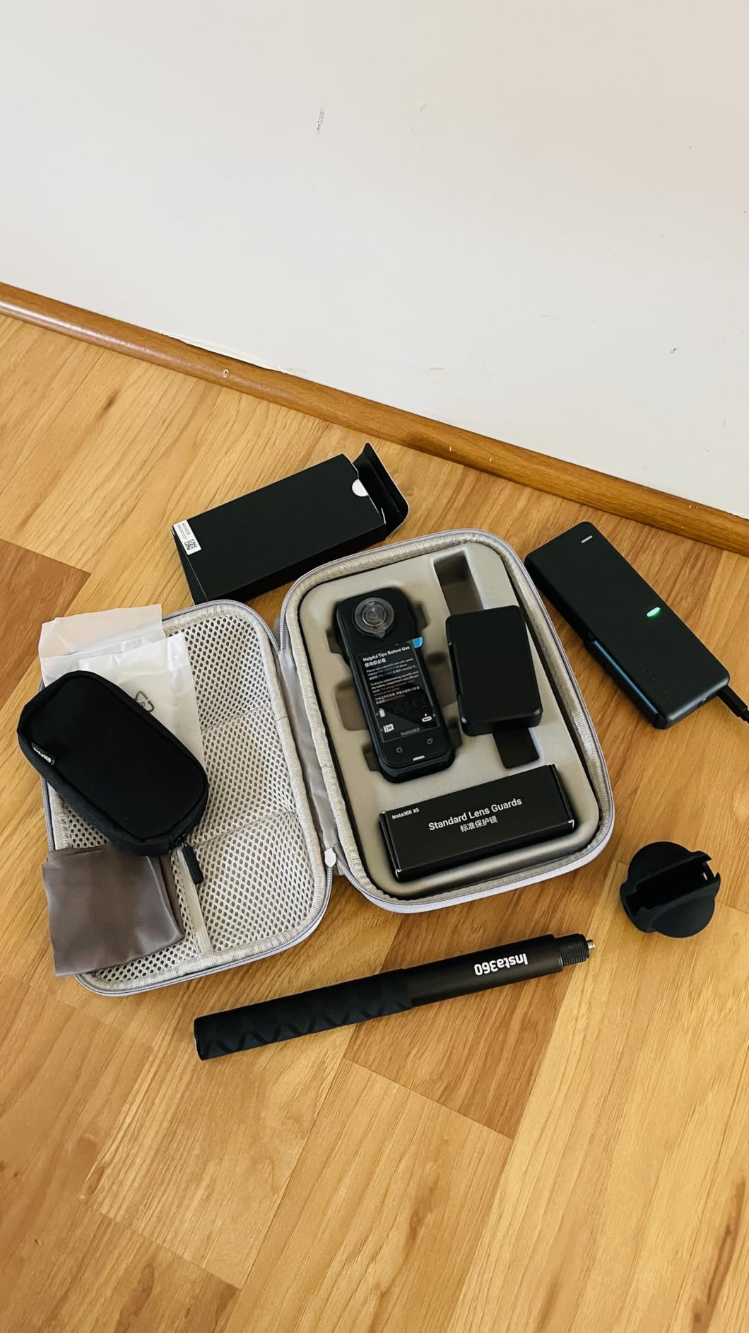 Insta360 X5 Essentials Bundle - Waterproof 8K 360° Action Camera, Leading Low Light, Invisible Selfie Stick Effect, Rugged and Replaceable Lens, 3-Hour Battery, Built-in Wind Guard, Stabilization customer photo 2