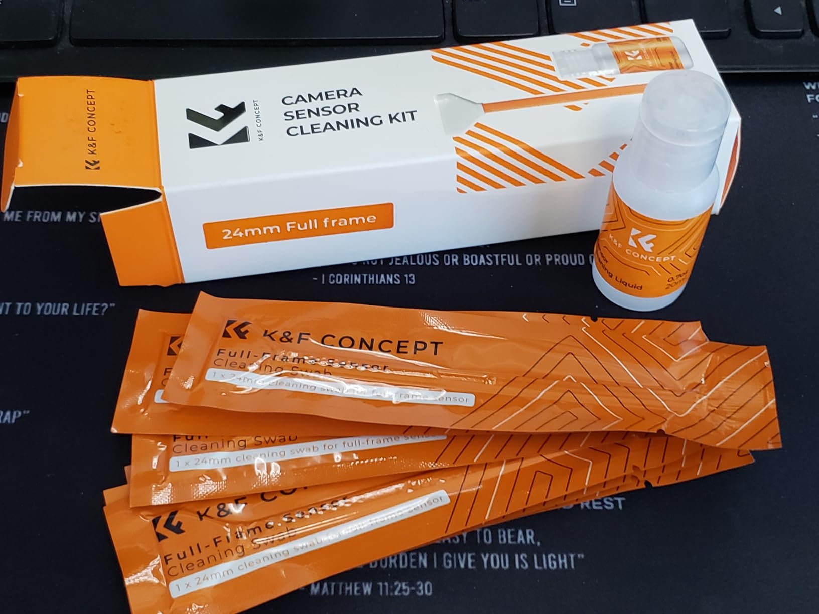 K&F CONCEPT APS-C Sensor Cleaning Kit, with Sensor Cleaner, Camera Cleaning | 16mm Sensor SwabX6, Vacuum Sealed, Gentle Cleaner, Multi-Device Use, Precision Cleaning, for Nikon Sony Canon Camera Clean, MA02 customer photo 1
