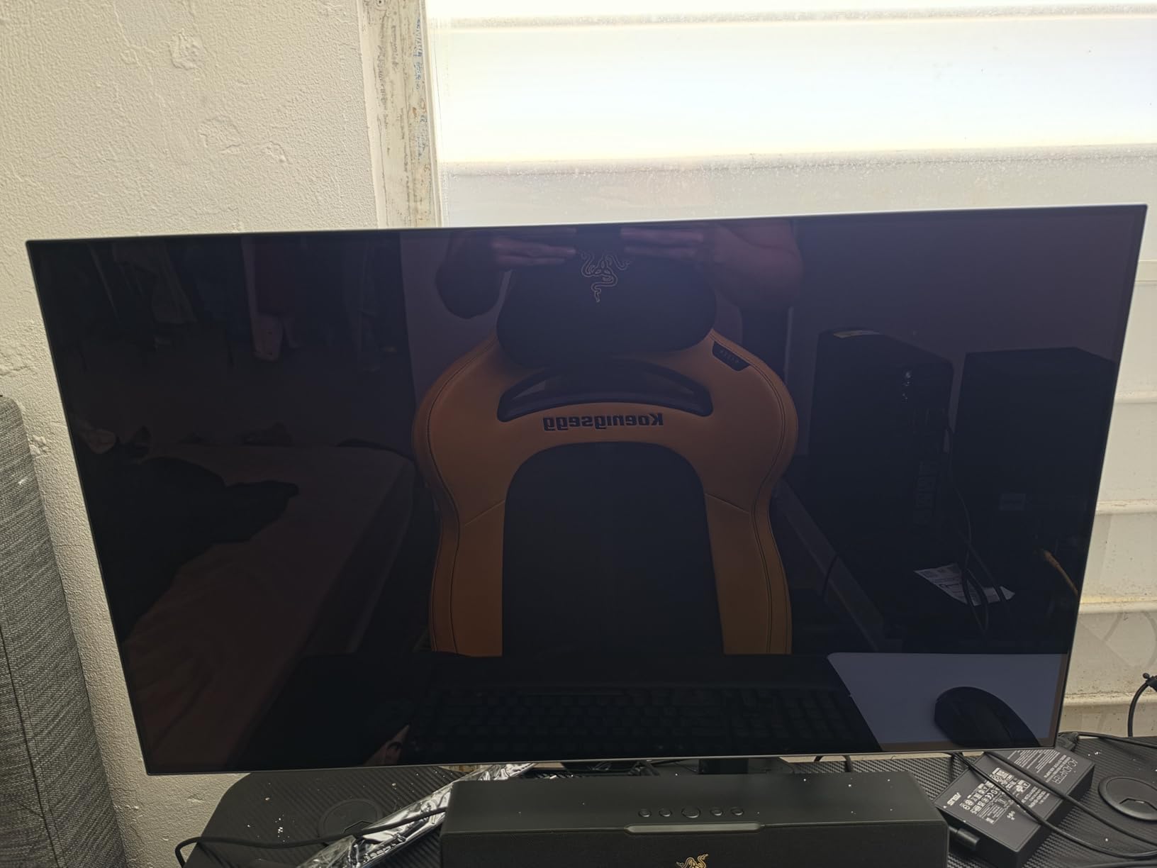 ASUS ROG XG32UCWMG 32 Inch 4K 240Hz Glossy OLED G-SYNC Gaming Monitor | Dual Mode FHD 480Hz, TrueBlack Glossy OLED, 0.03ms, DisplayHDR 400, 99% DCI-P3, FreeSync Premium, Auto KVM for PS5 and Xbox customer photo 1