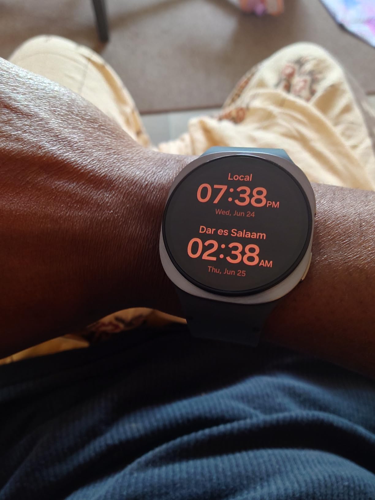 Samsung Galaxy Watch 8 (2025), Graphite, 40mm, Bluetooth Smartwatch | Cushion Design, Fitness Tracker, Sleep Coaching, Running Coach, Energy Score, Heart Rate Tracking [US Version, 2 Yr Warranty] customer photo 1