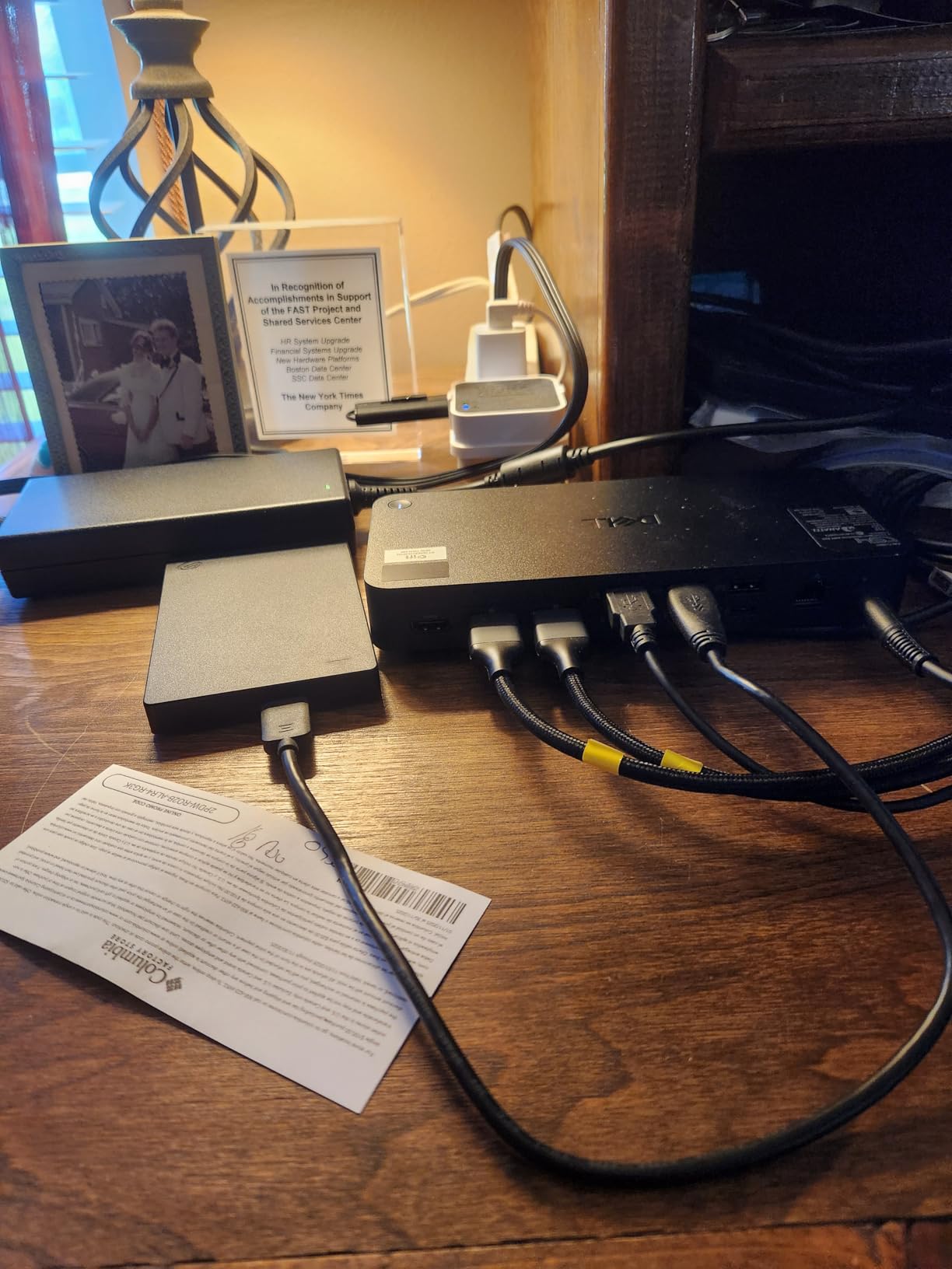 Dell Pro Thunderbolt 4 Smart Dock SD25TB4, 130W, Four 4K Displays, Dual DP 1.4 and HDMI 2.1 customer photo 1
