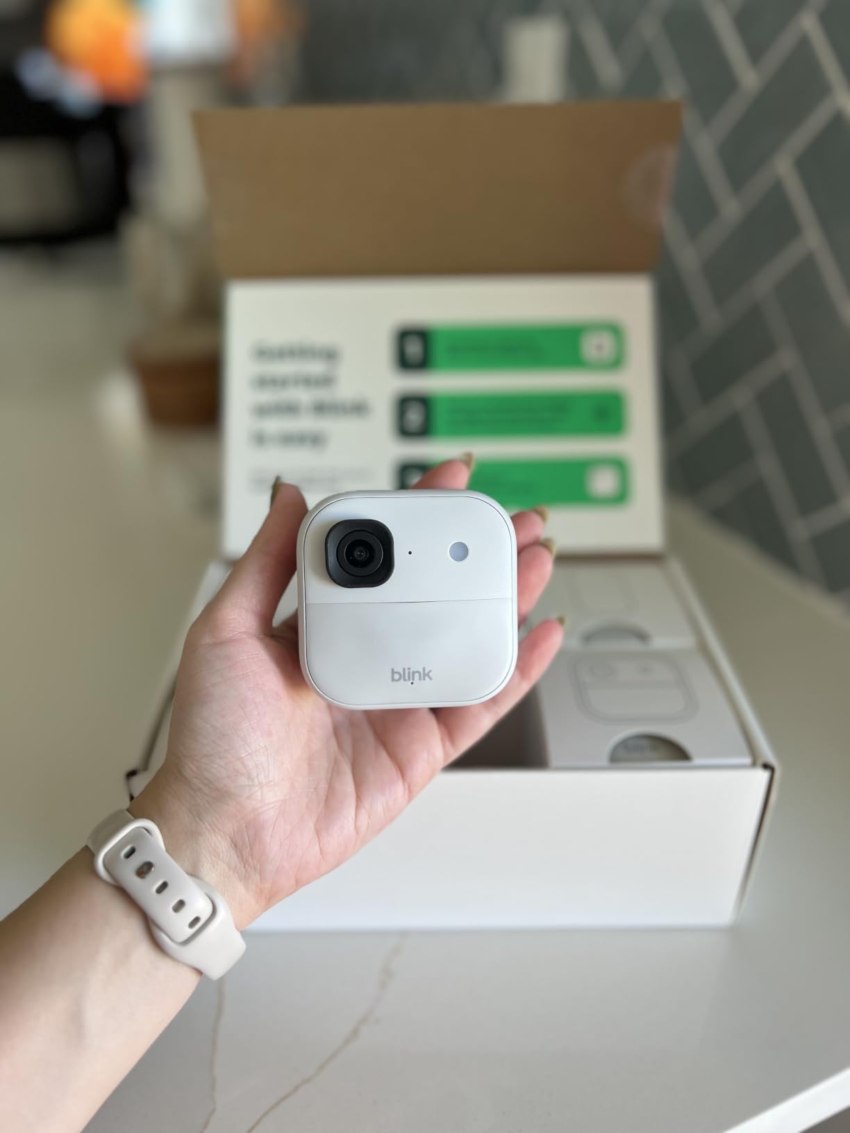 Blink Outdoor 2K+ (newest model) - Wireless smart security camera, 2K video resolution, enhanced audio, two-year battery. Sync Module Core included - 5 camera system (White) customer photo 2