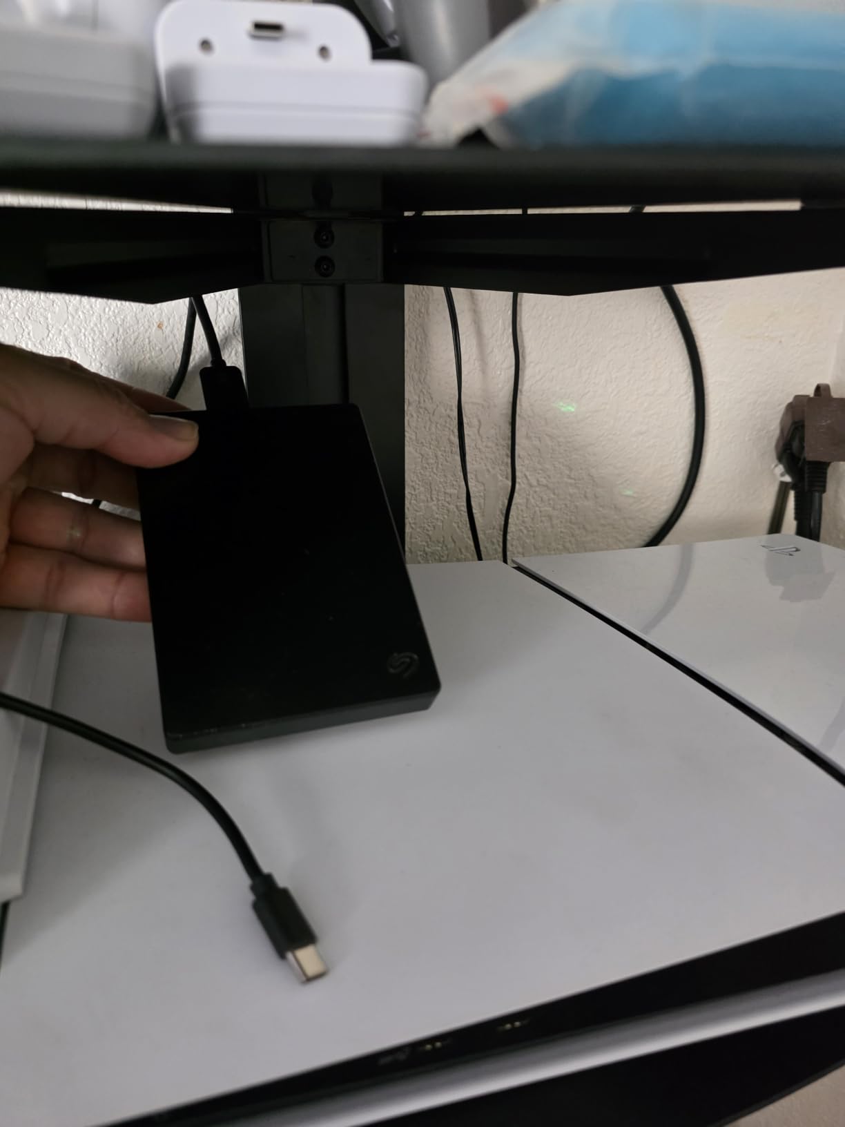 Seagate One Touch 8TB External Hard Drive Desktop HDD - USB-C Compatible with Most Windows and macOS, Rescue Recovery (STNB8000400) customer photo 2