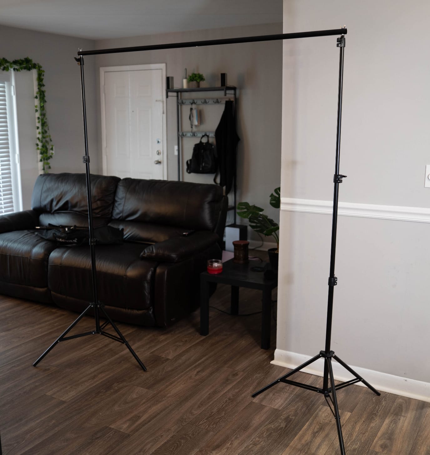 BEIYANG 6.5x6.5 FT Backdrop Stand, Adjustable Photo Background Stand Support kit with Carry Bag for Parties, Decoration, Wedding, Photo Video Studio Shooting customer photo 2