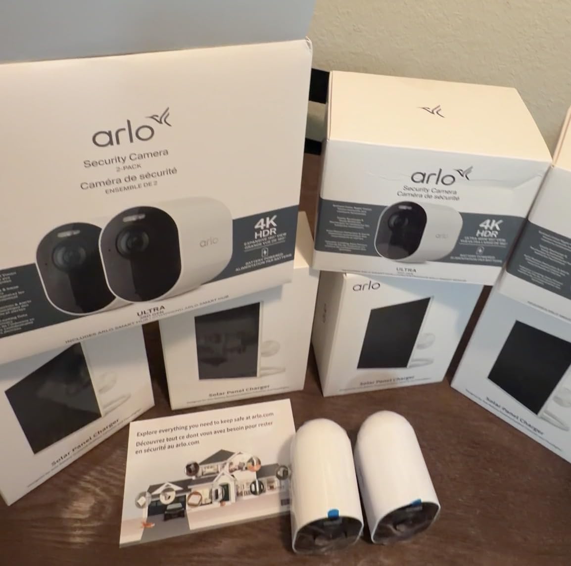 Arlo Ultra Wireless Security Camera 4K HDR (3rd Gen) - 3-Cam + SmartHub | 4K HDR video; 180 degree field of view; SmartHub incl.; AI detection & event captions; Emergency response; 1-mo Secure plan incl. customer photo 1